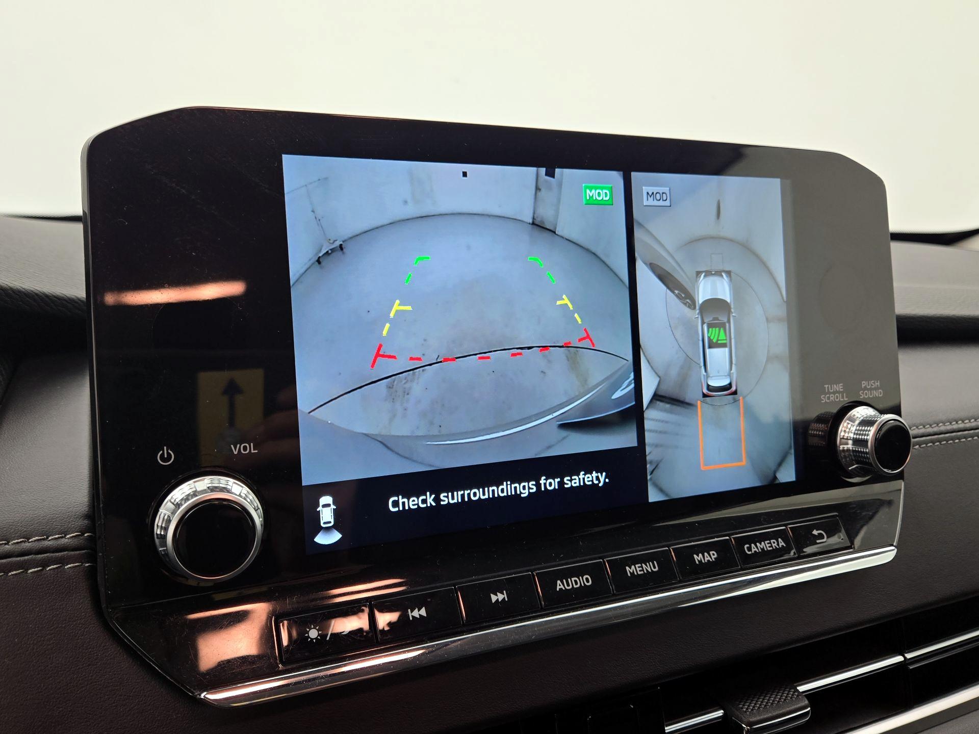 Thumbnail: 2024 Mitsubishi Outlander - 15