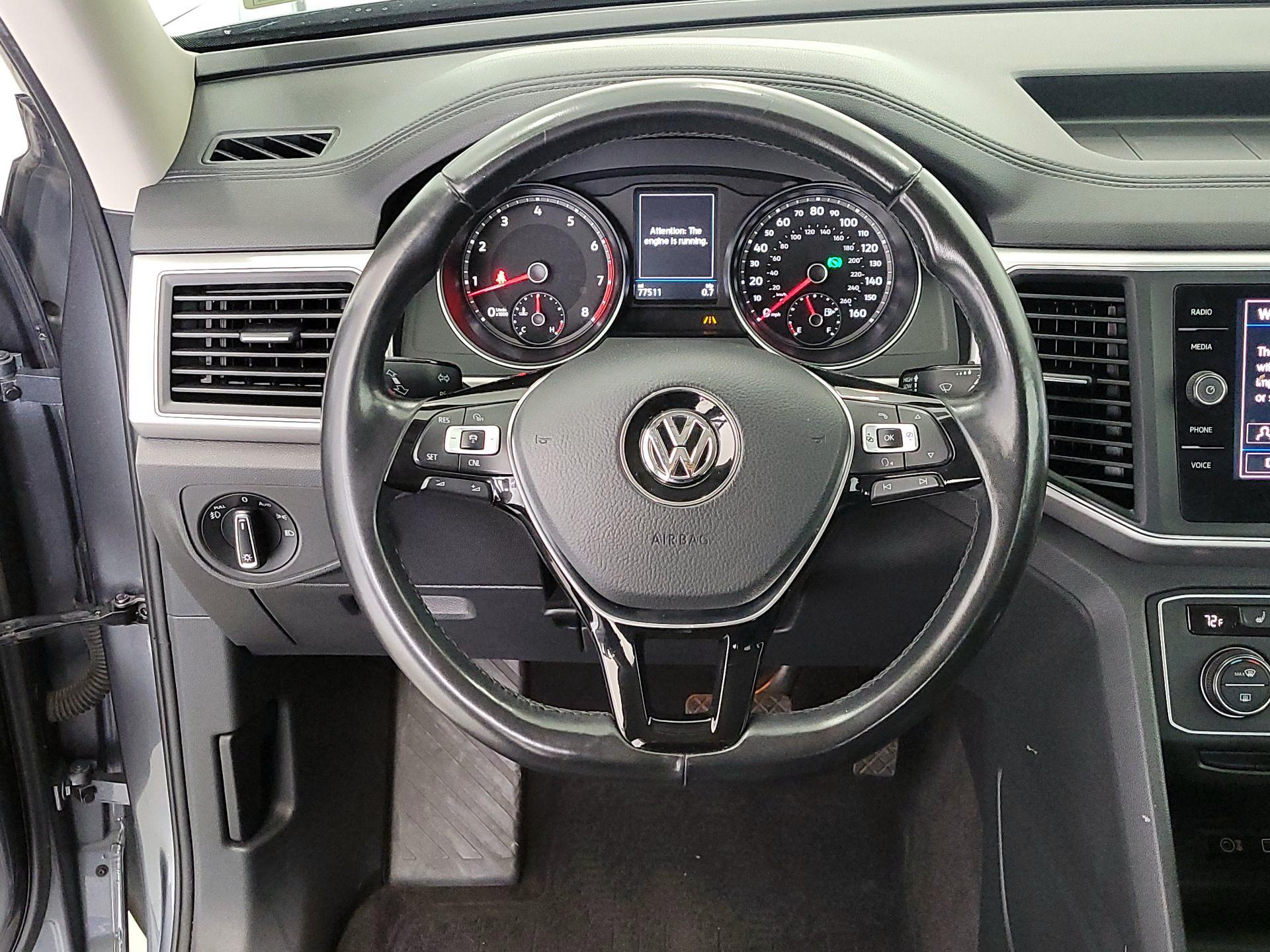 Thumbnail: 2018 Volkswagen Atlas - 10