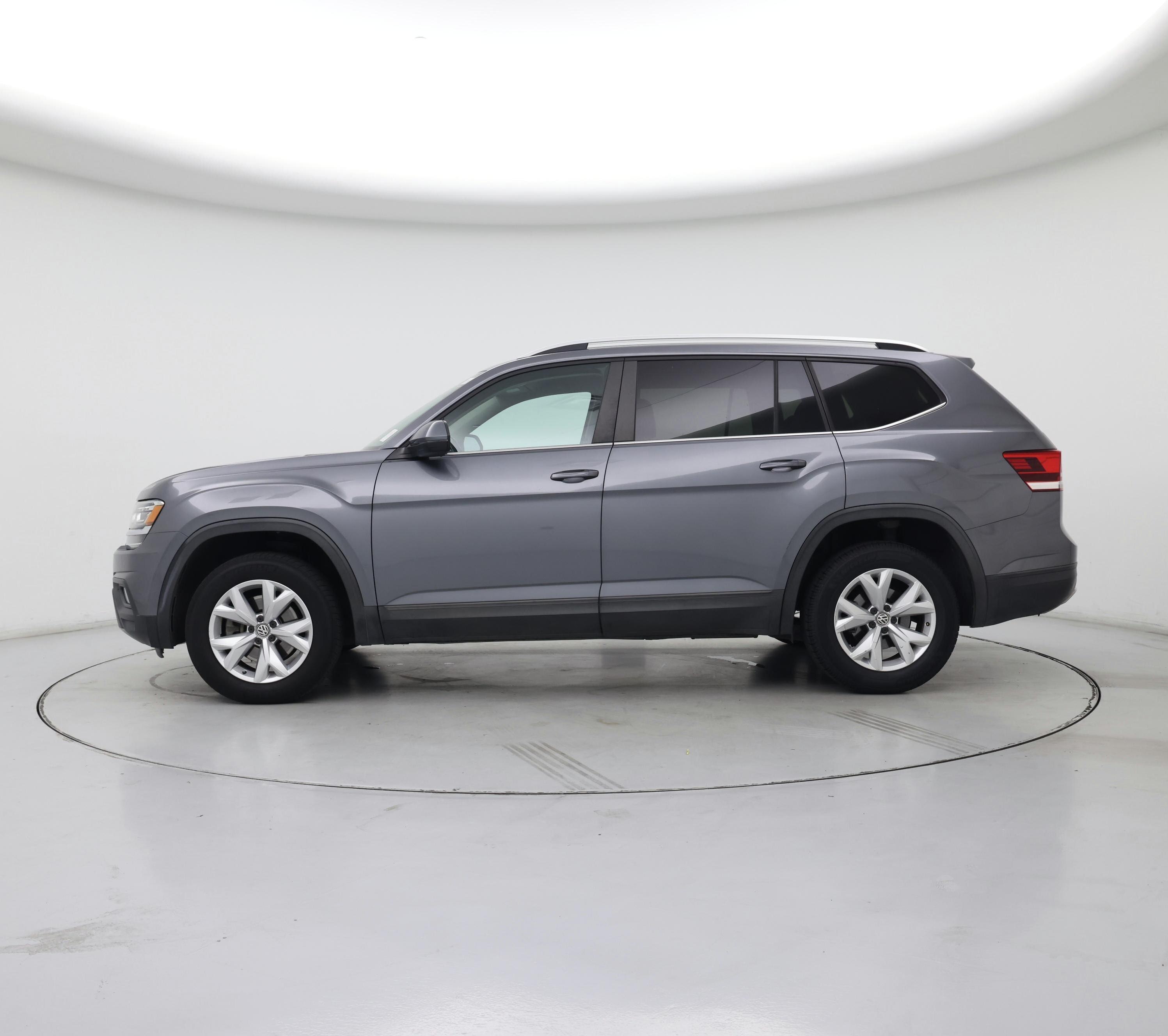Thumbnail: 2018 Volkswagen Atlas - 3