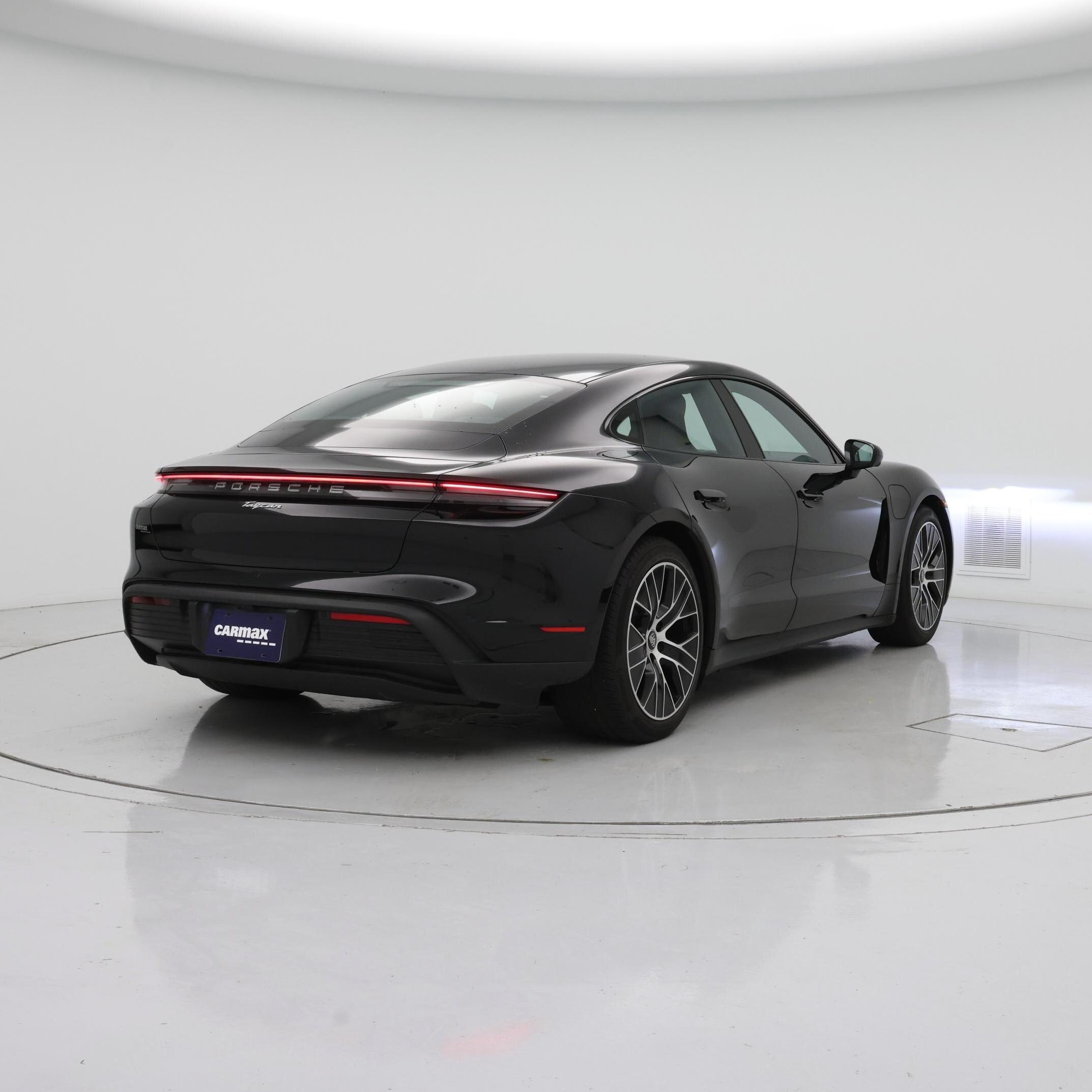 Thumbnail: 2024 Porsche Taycan - 8