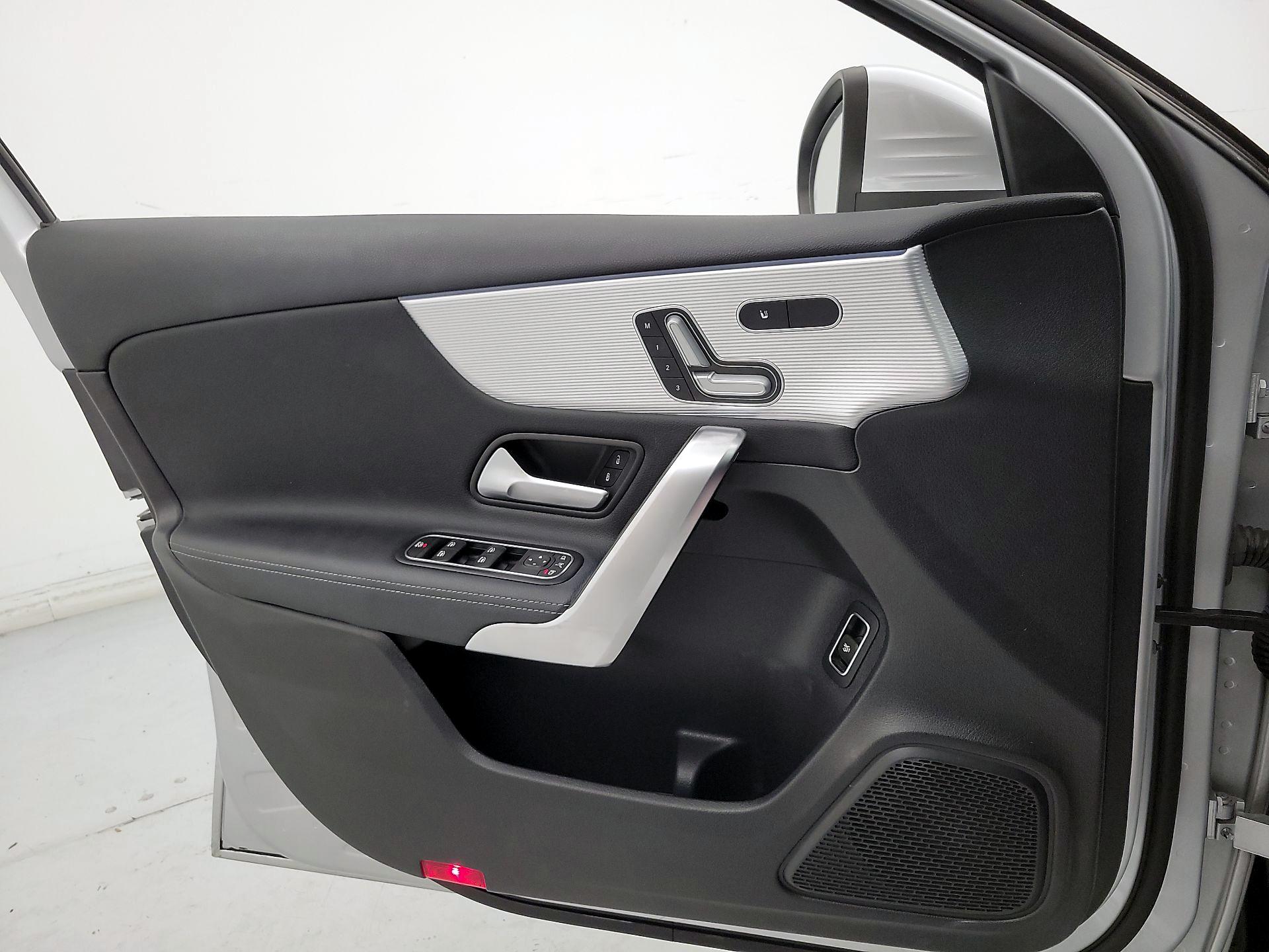 Thumbnail: 2021 Mercedes-Benz A-Class - 12