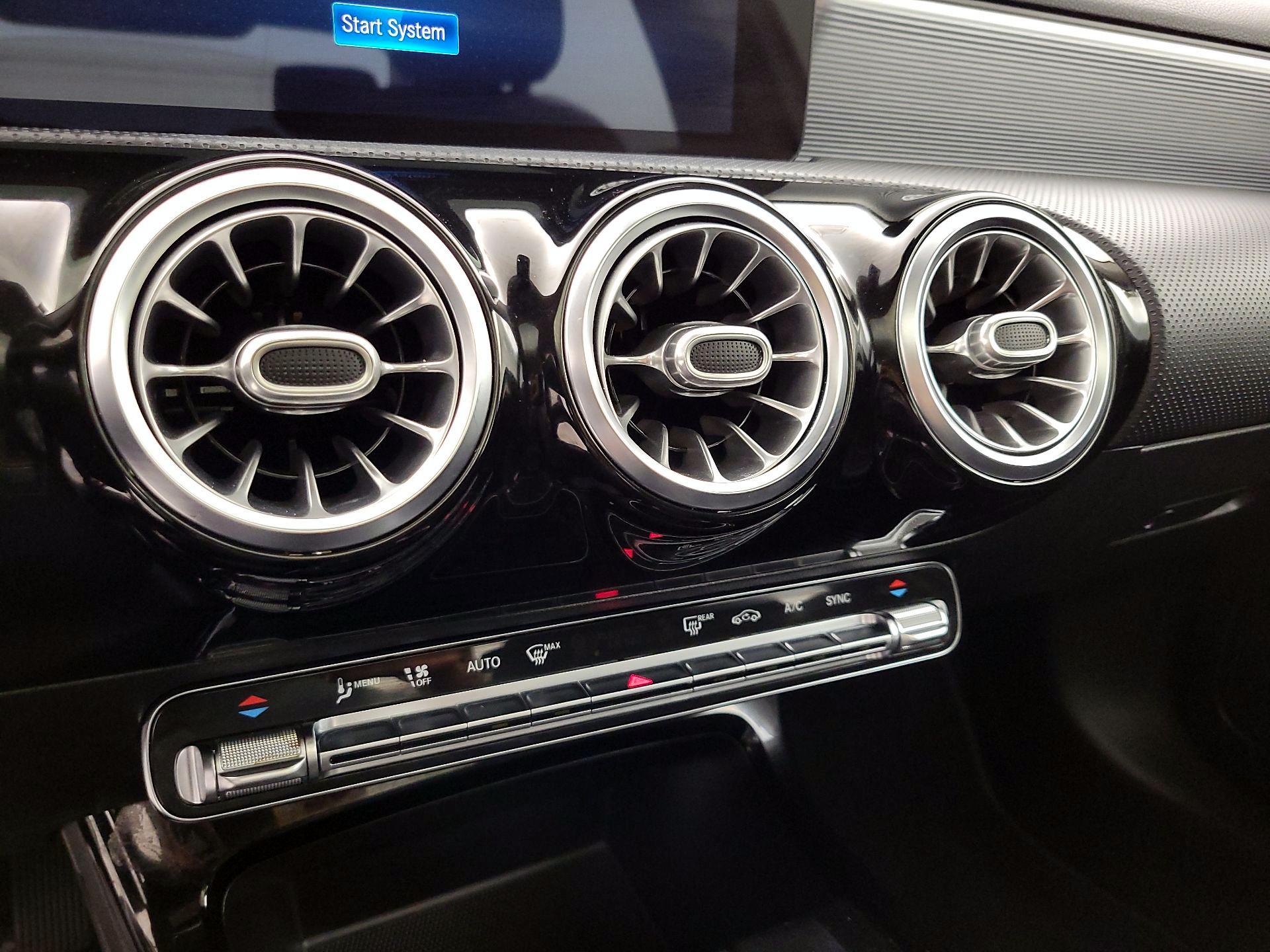 Thumbnail: 2021 Mercedes-Benz A-Class - 15