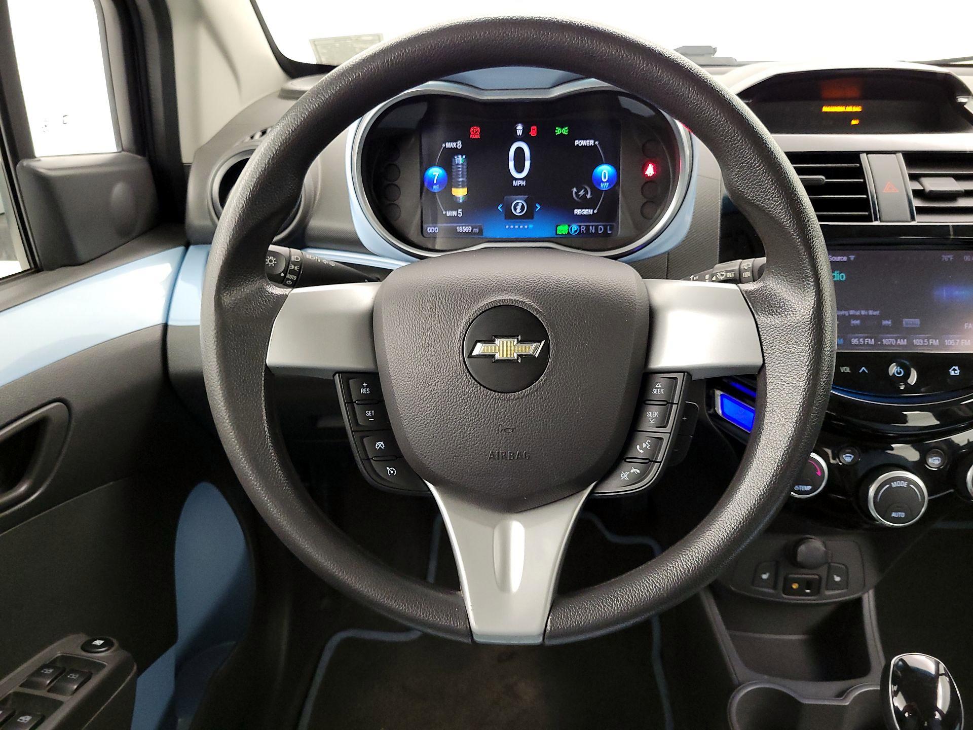 Thumbnail: 2014 Chevrolet Spark - 10