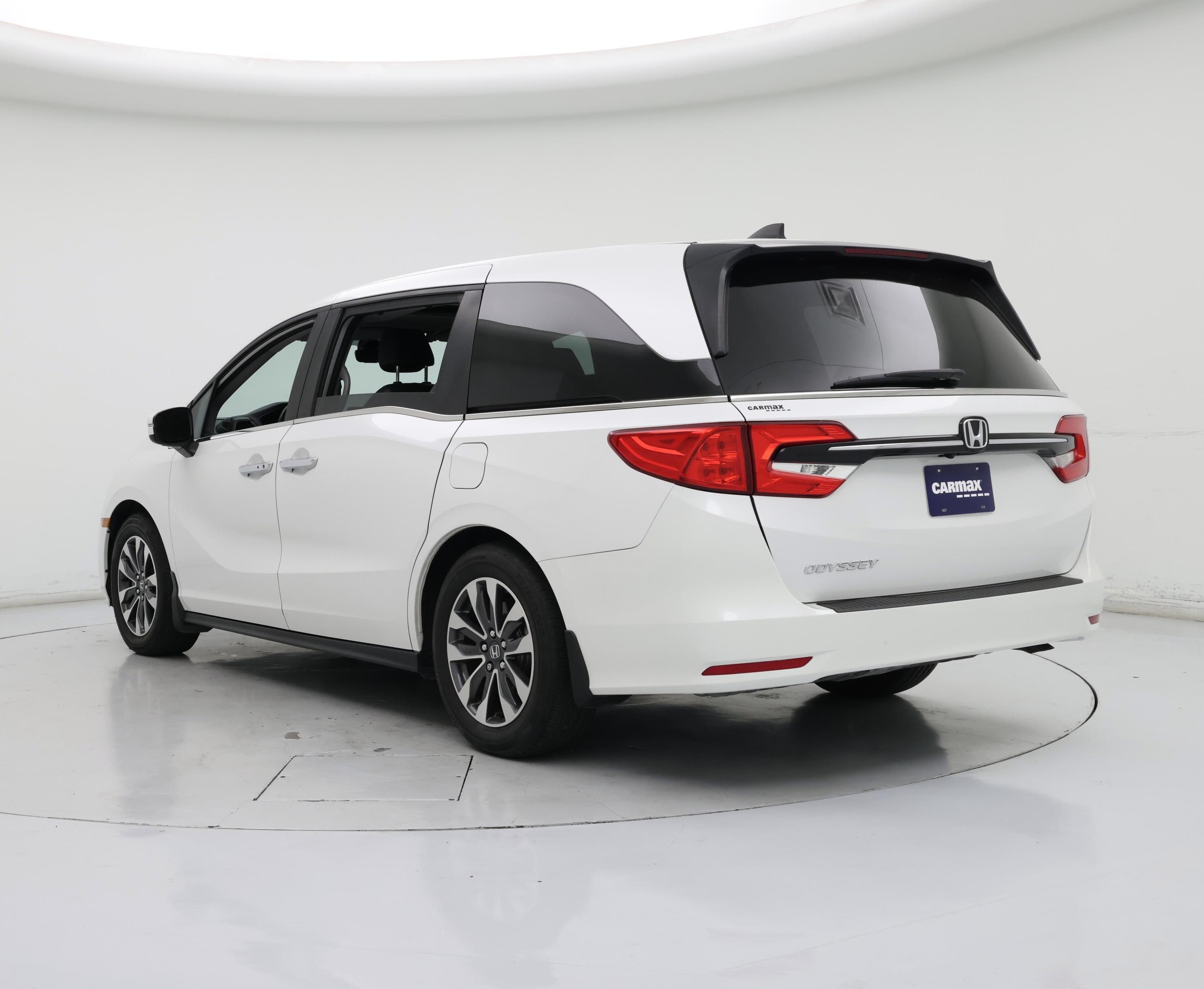 Thumbnail: 2023 Honda Odyssey - 2