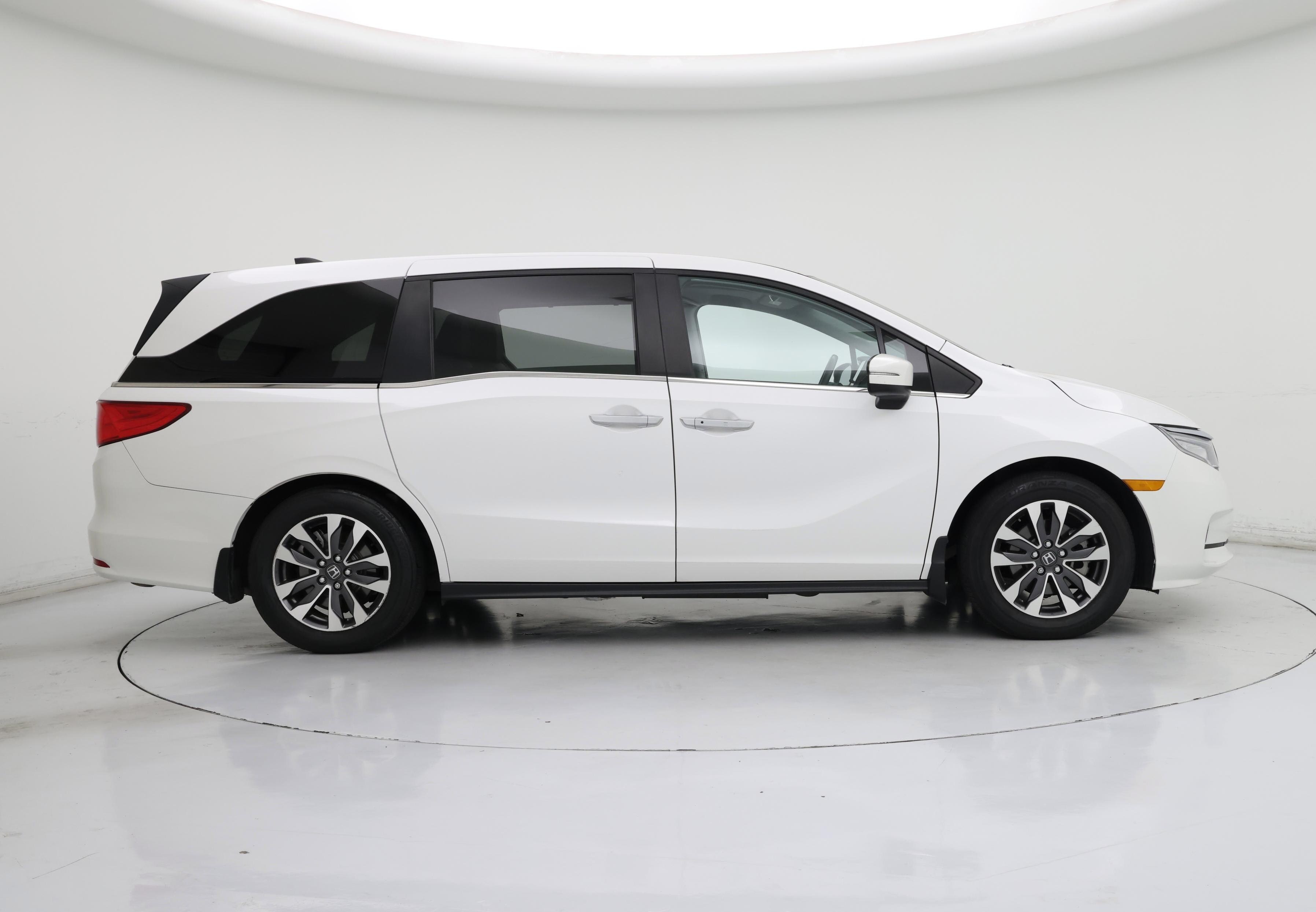 Thumbnail: 2023 Honda Odyssey - 7