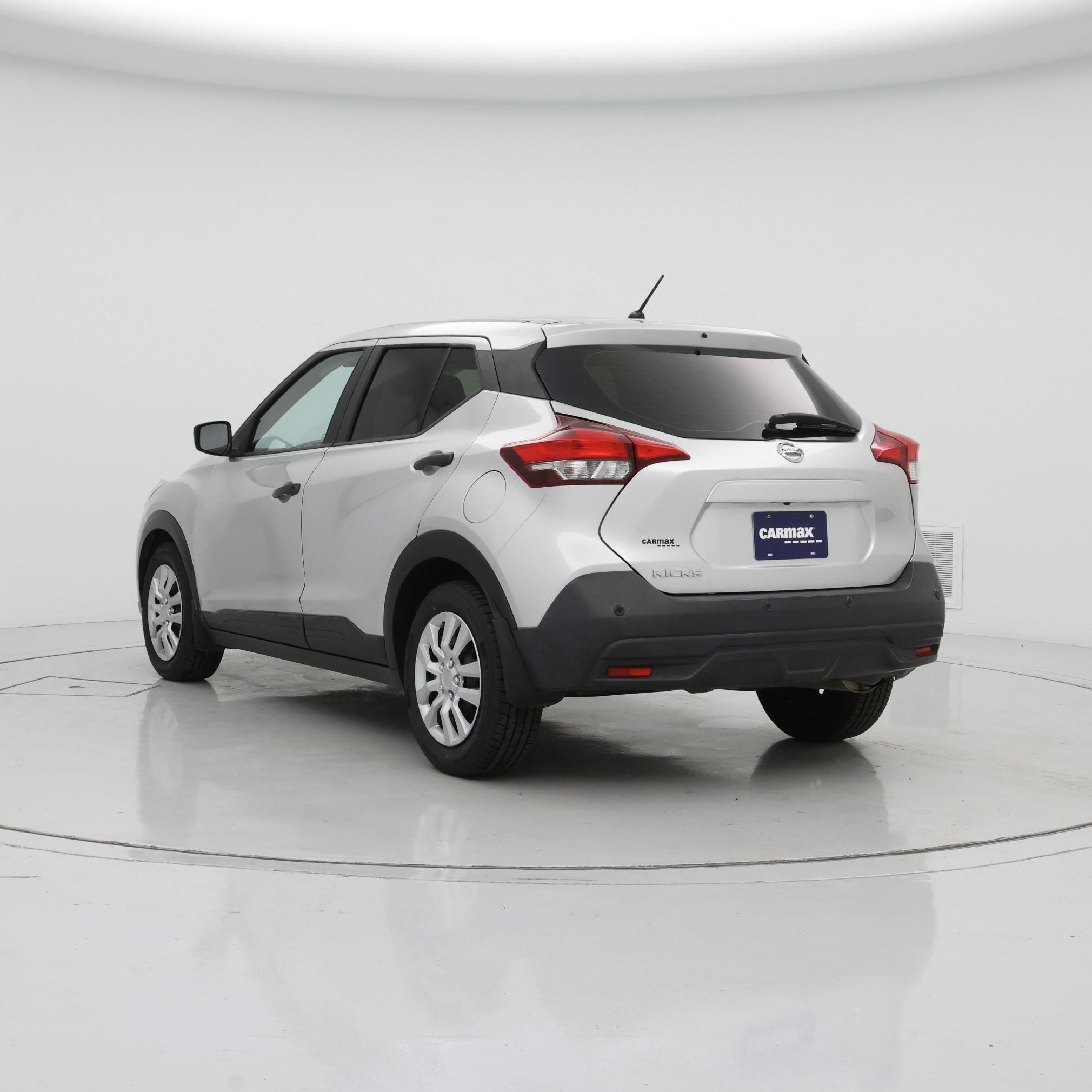 Thumbnail: 2020 Nissan Kicks - 2