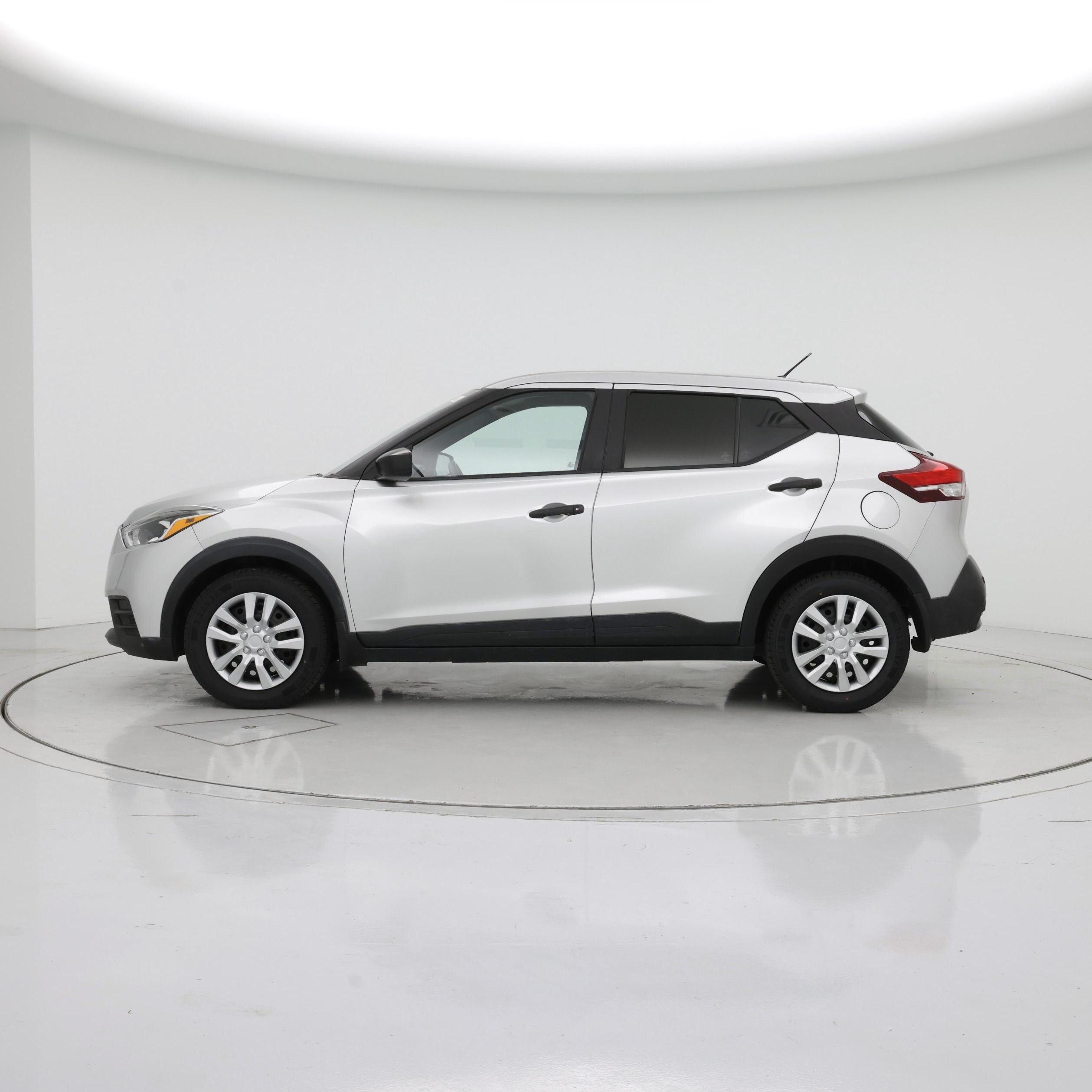 Thumbnail: 2020 Nissan Kicks - 3