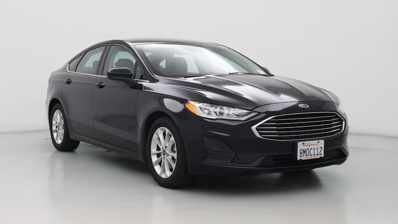 2019 Ford Fusion SE Hero Image