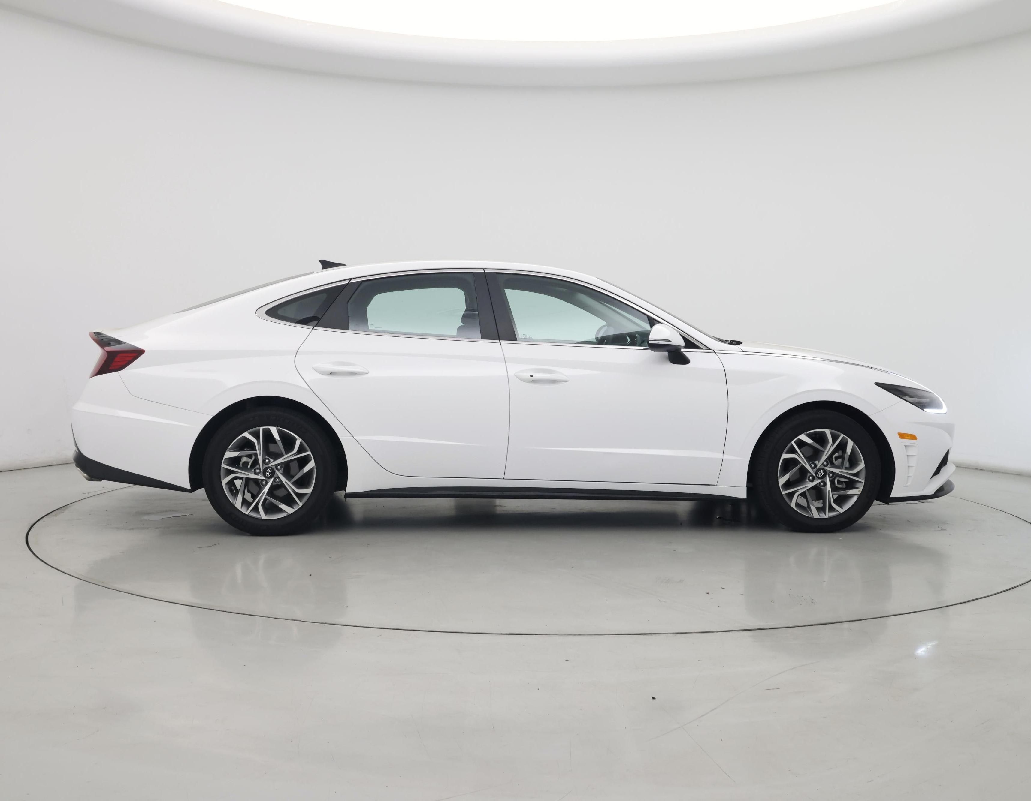 Thumbnail: 2023 Hyundai Sonata - 7