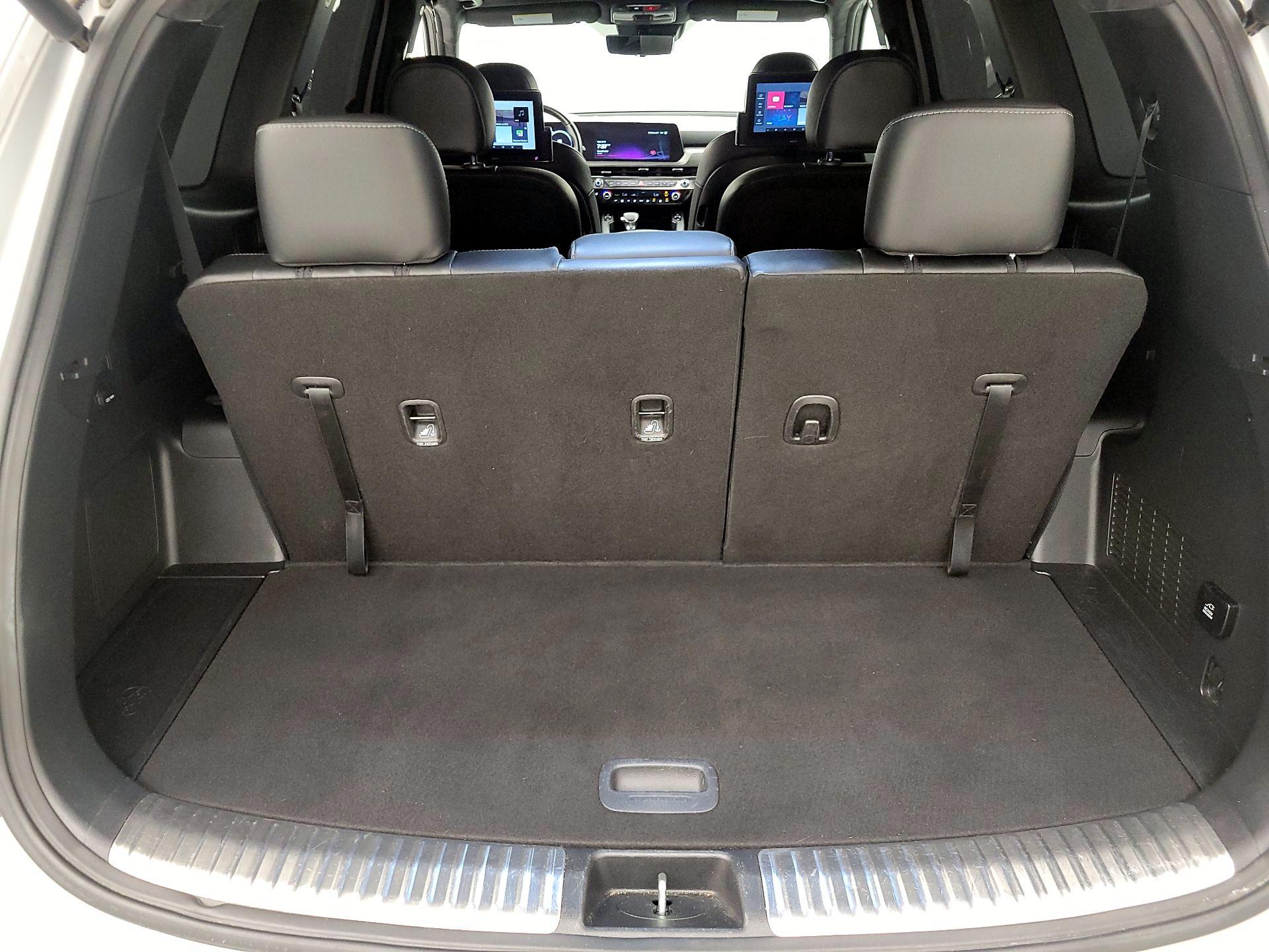 Thumbnail: 2023 Kia Telluride - 18
