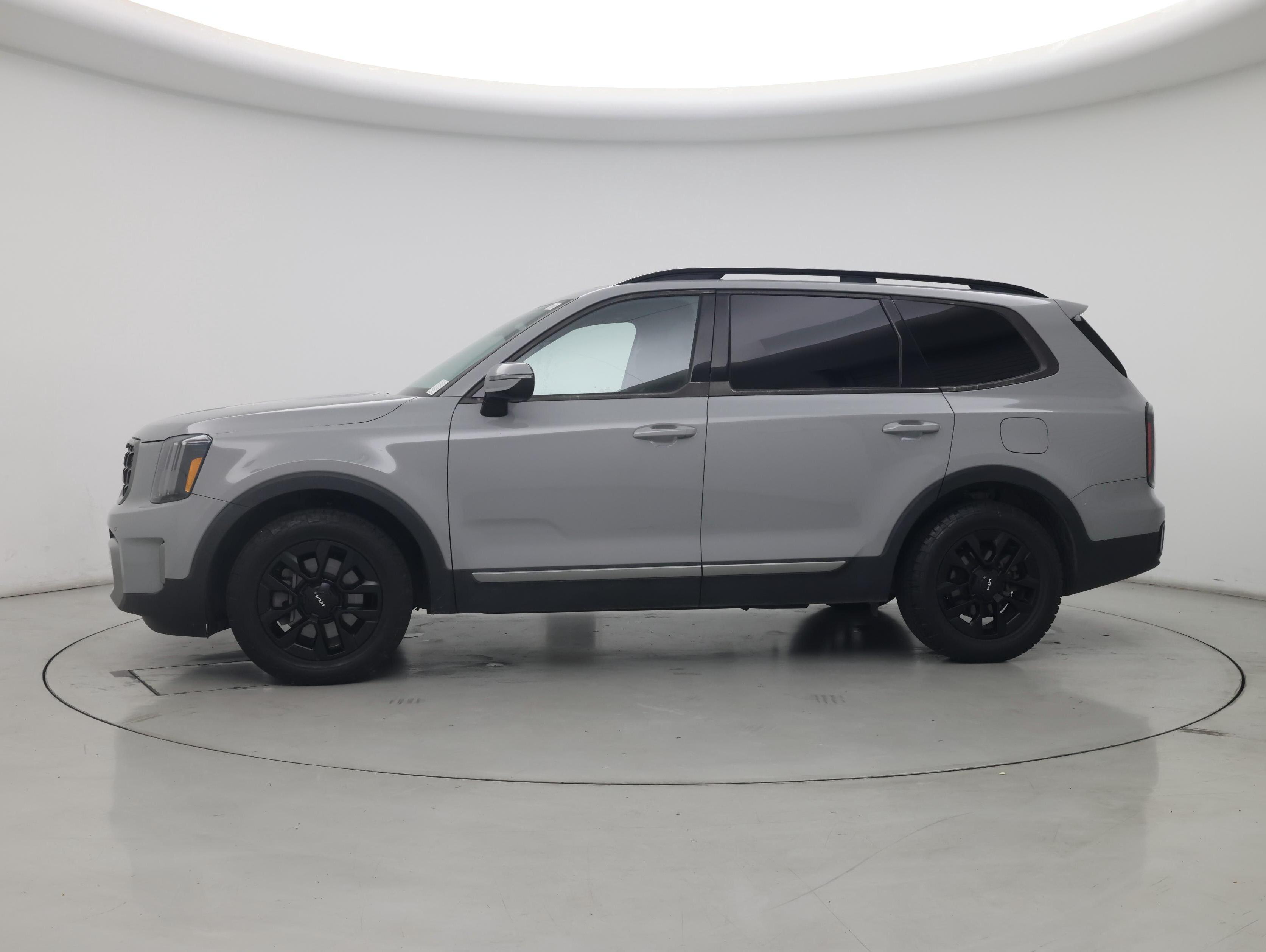 Thumbnail: 2023 Kia Telluride - 3