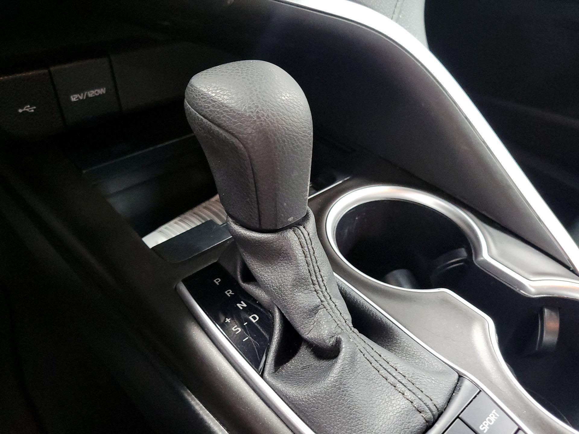 Thumbnail: 2024 Toyota Camry - 17