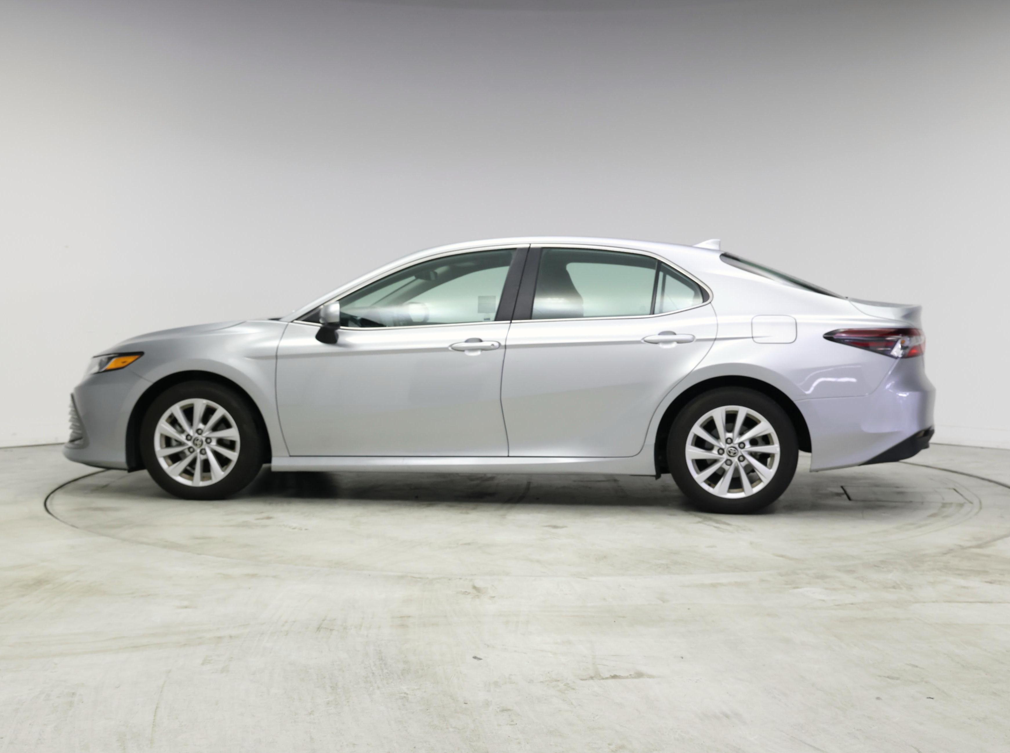 Thumbnail: 2024 Toyota Camry - 3