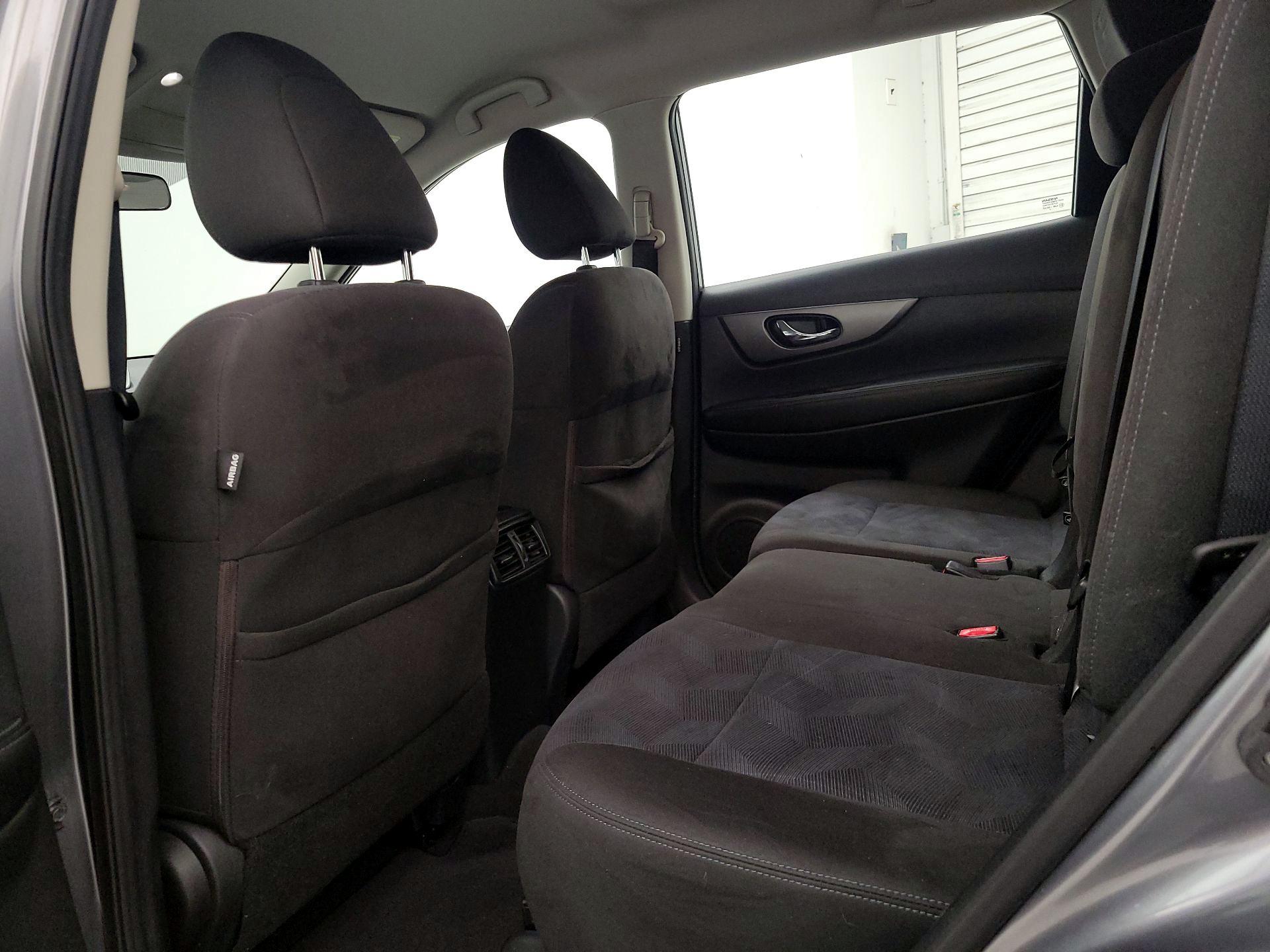 Thumbnail: 2015 Nissan Rogue - 19