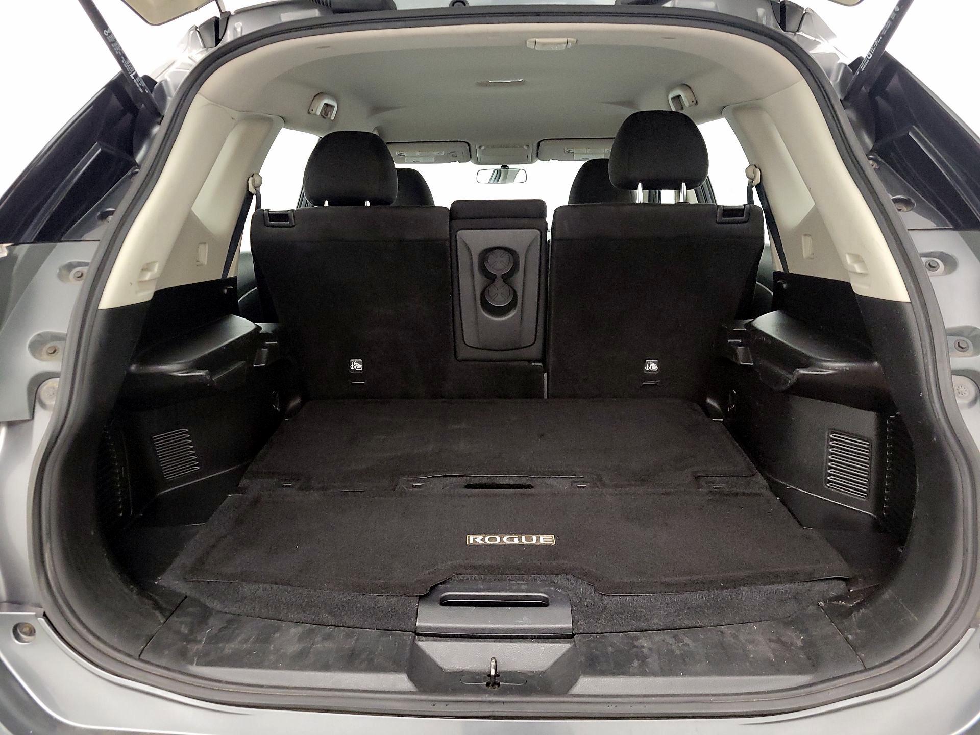 Thumbnail: 2015 Nissan Rogue - 20