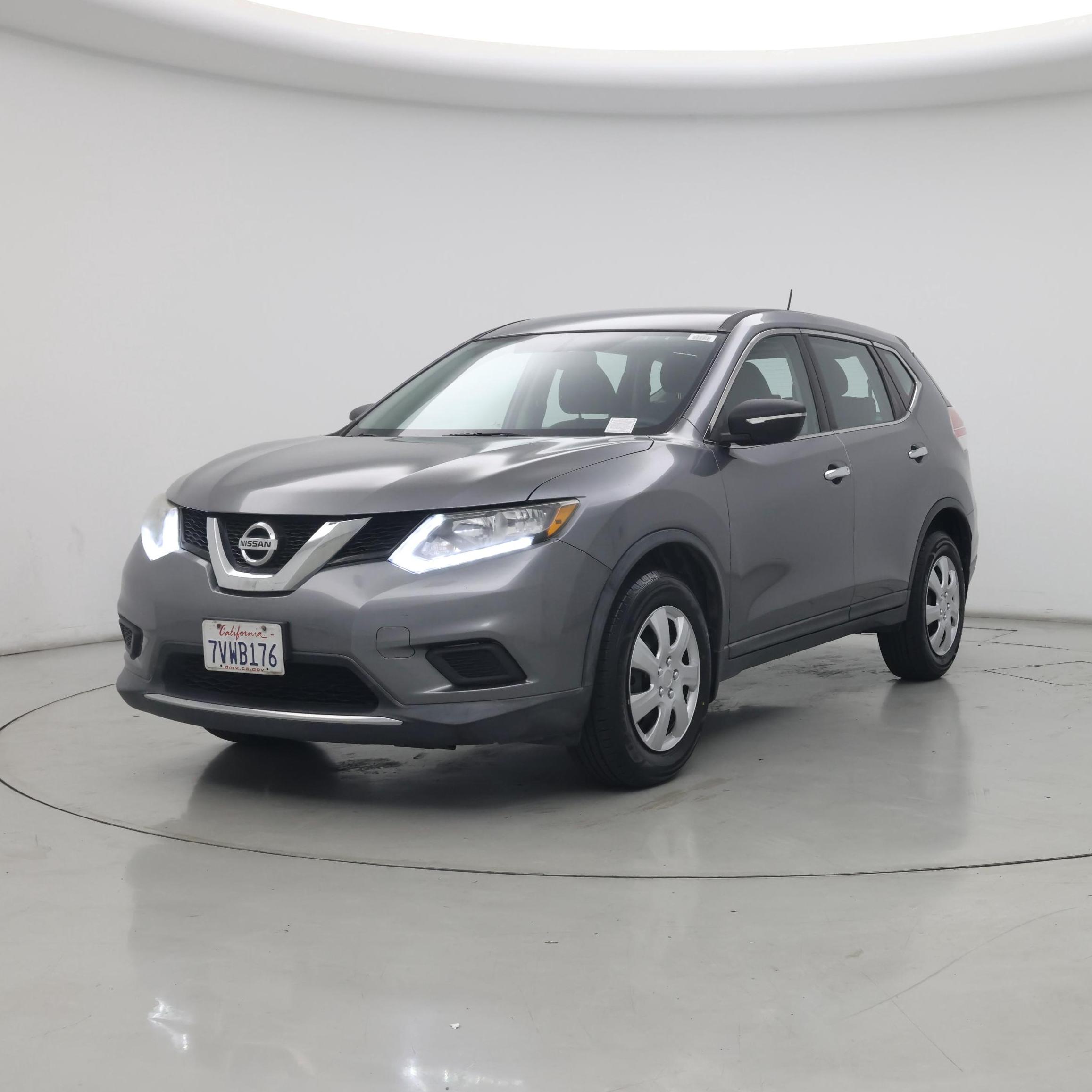 Thumbnail: 2015 Nissan Rogue - 4