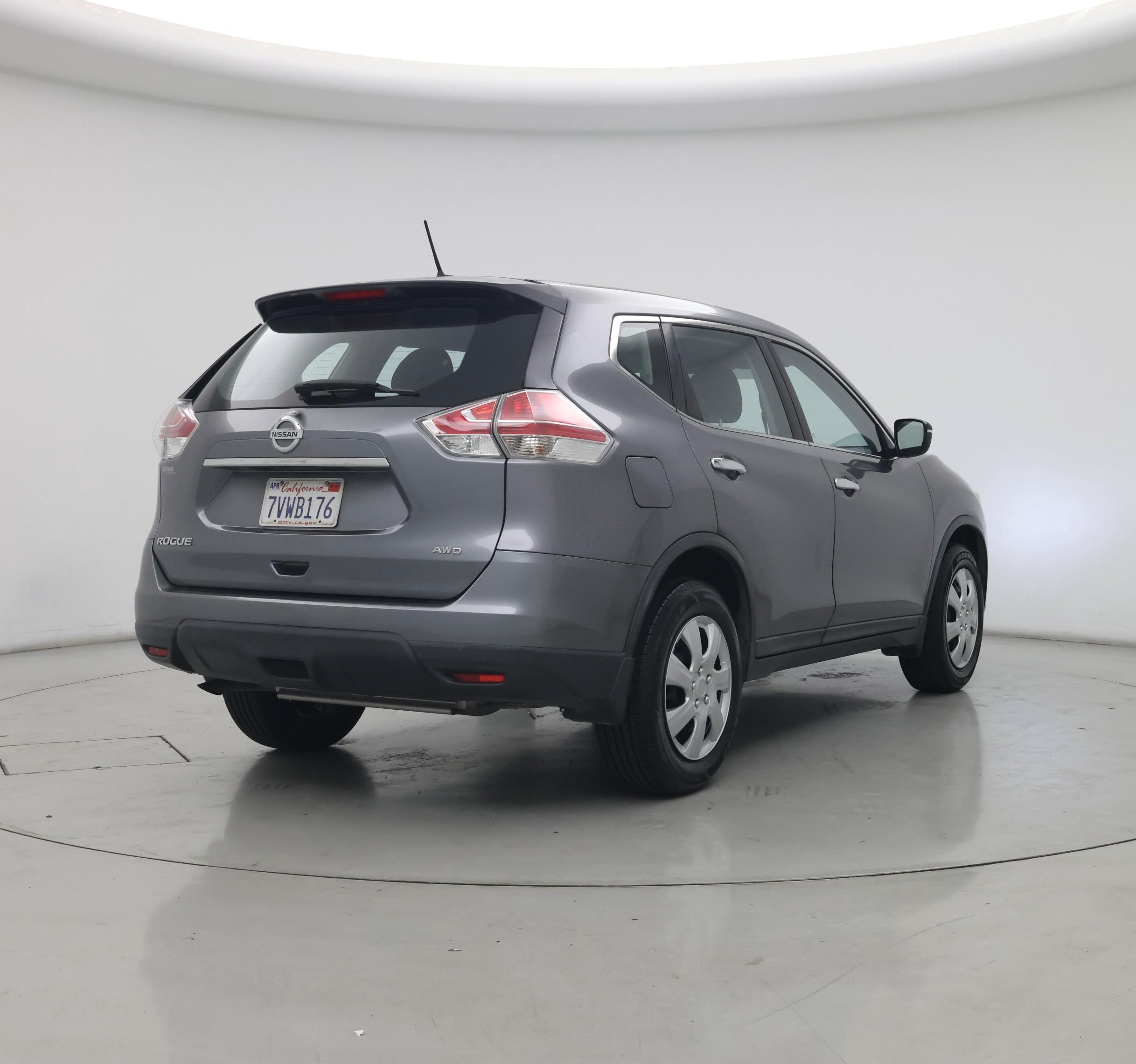 Thumbnail: 2015 Nissan Rogue - 8