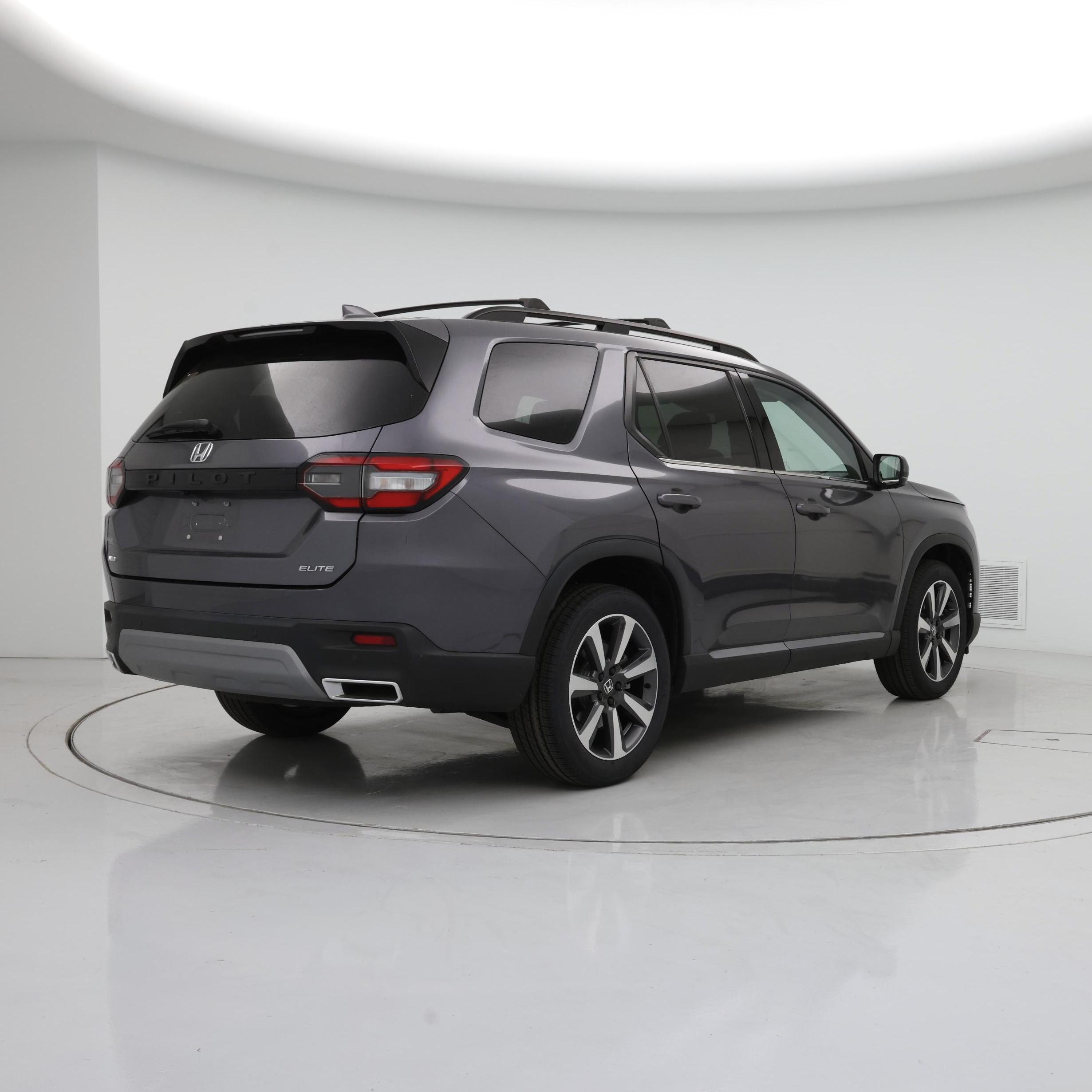 Thumbnail: 2023 Honda Pilot - 8