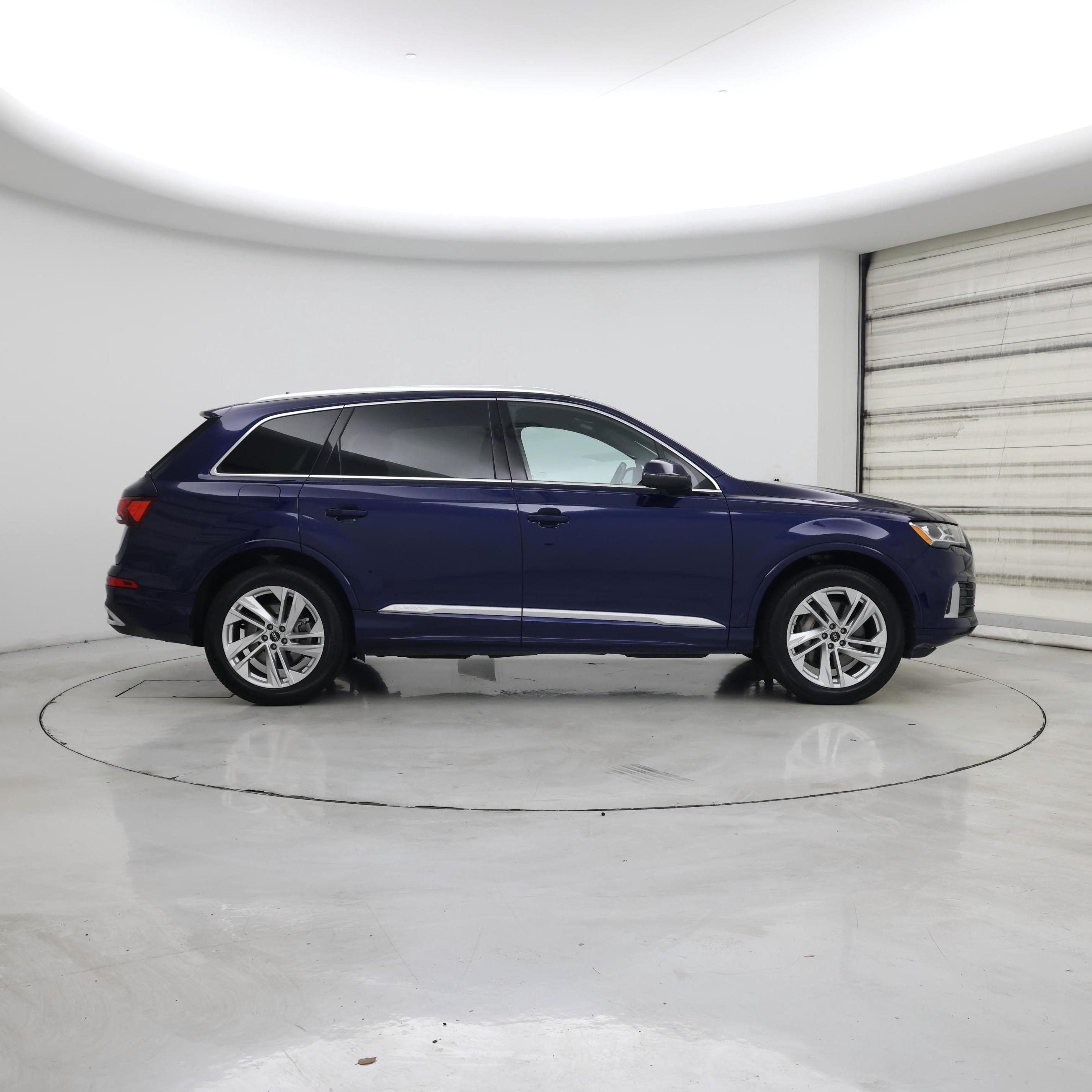 Thumbnail: 2022 Audi Q7 - 7