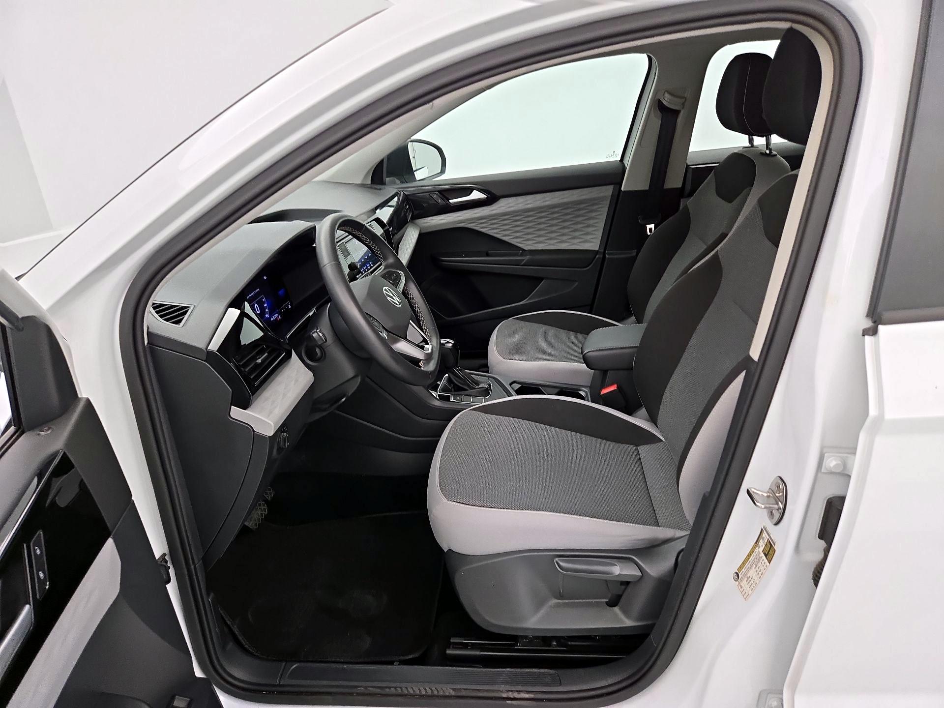 Thumbnail: 2023 Volkswagen Taos - 11
