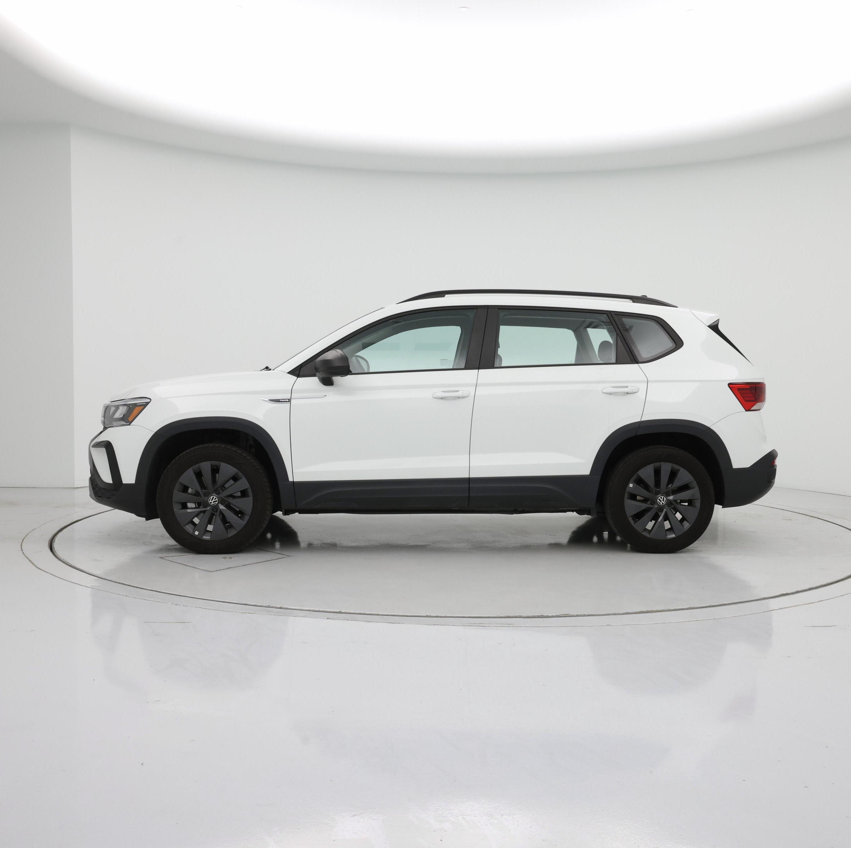 Thumbnail: 2023 Volkswagen Taos - 3
