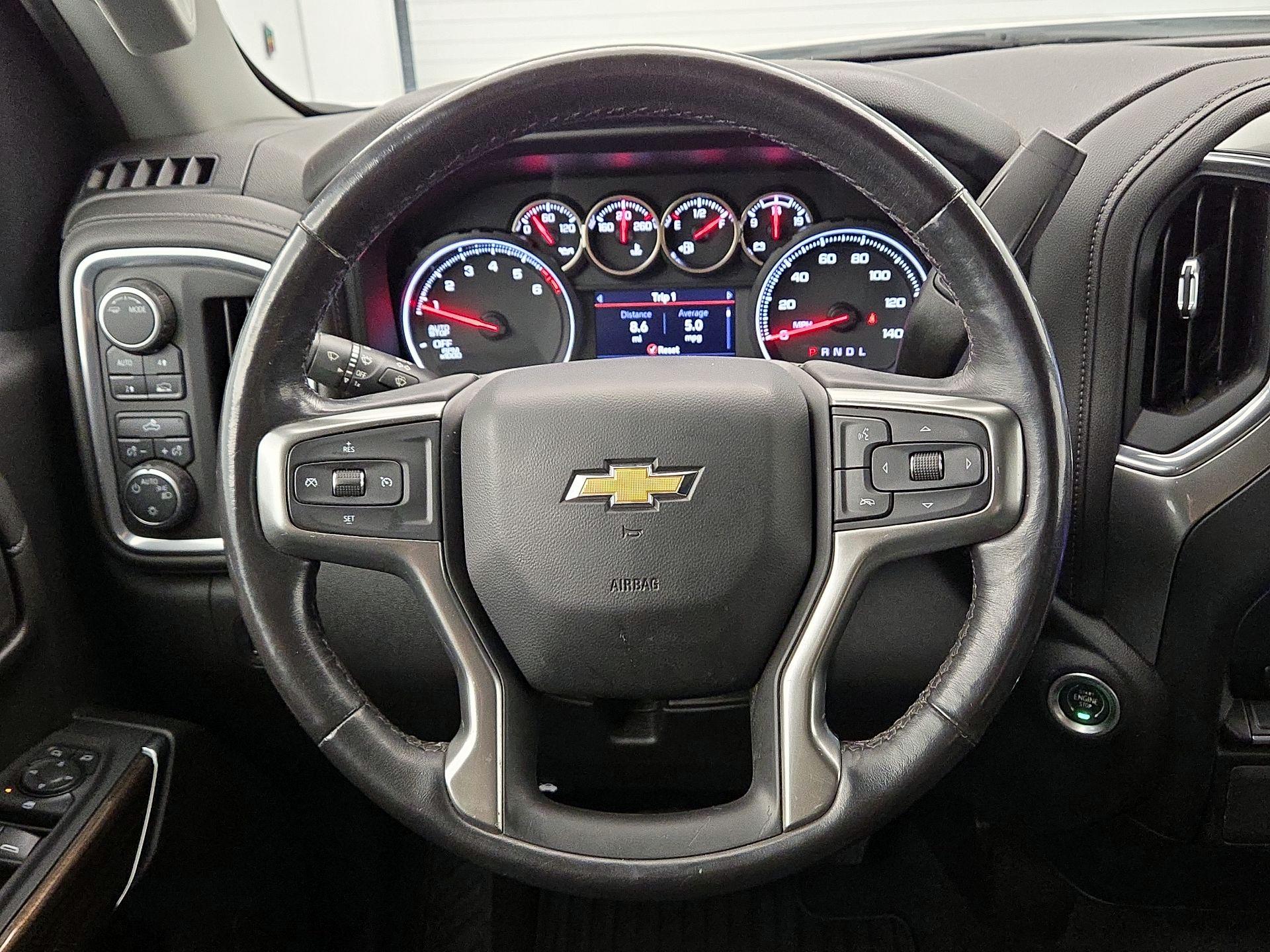 Thumbnail: 2022 Chevrolet Silverado 1500 - 10
