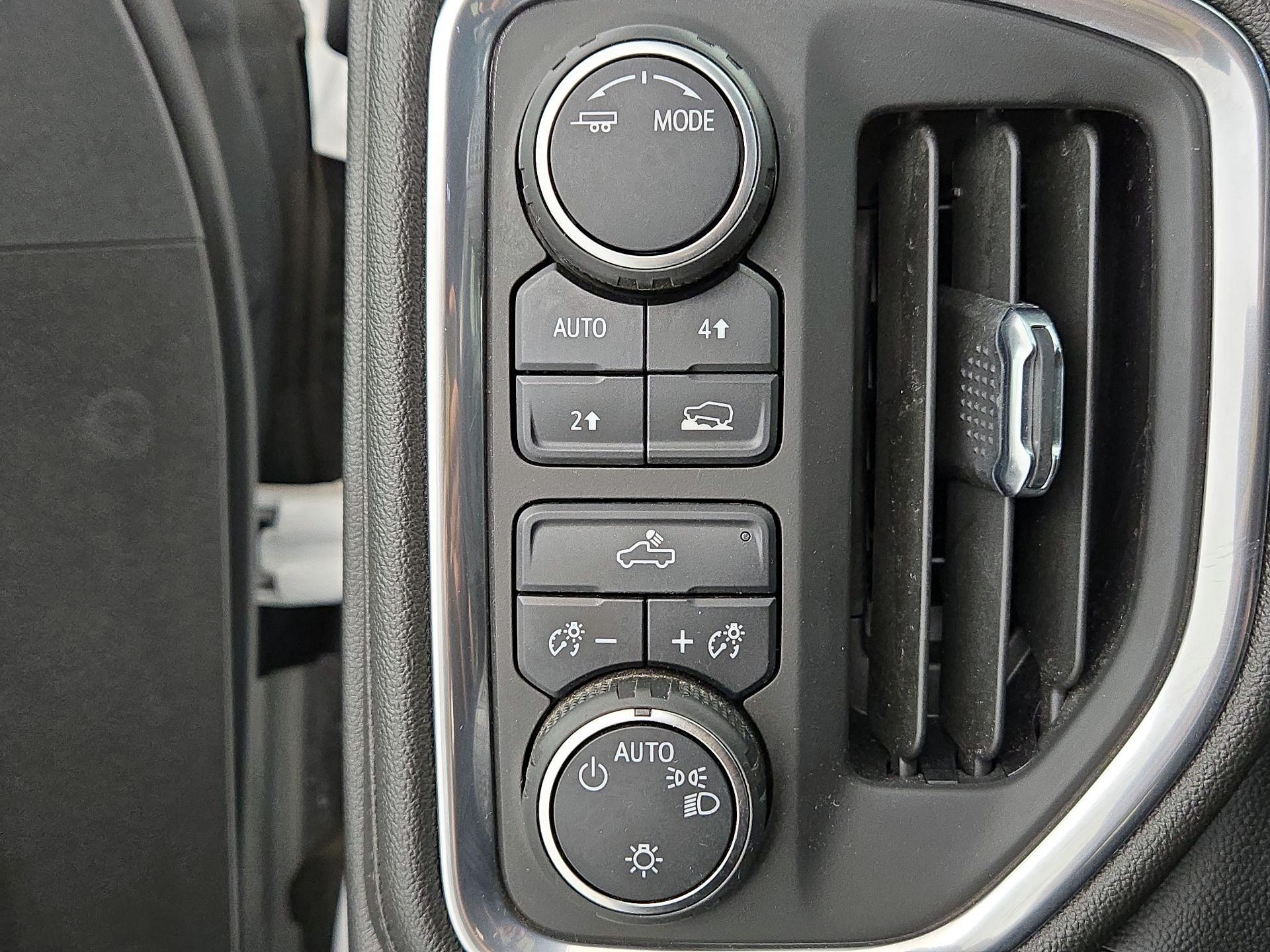 Thumbnail: 2022 Chevrolet Silverado 1500 - 13