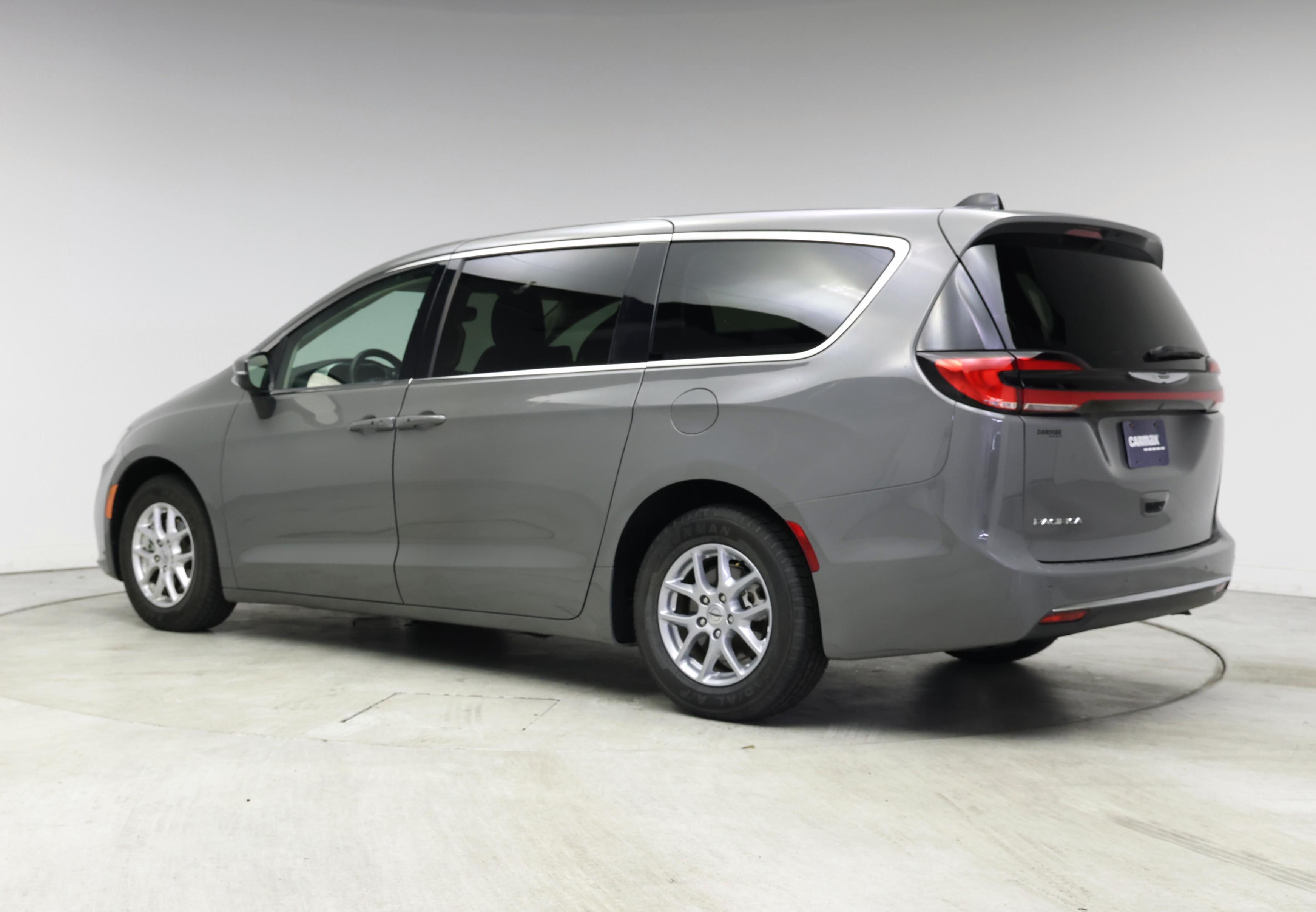 Thumbnail: 2023 Chrysler Pacifica - 2