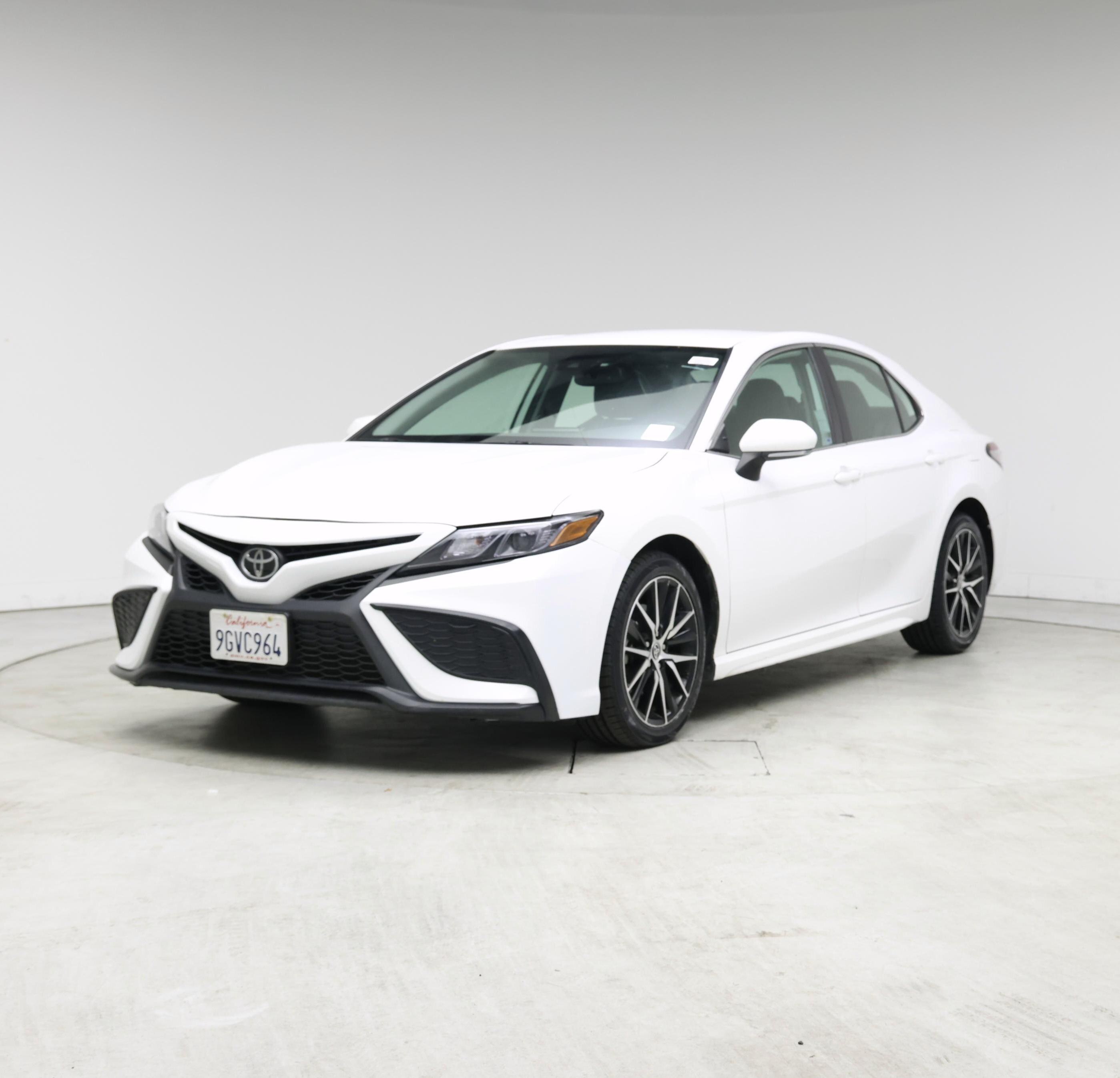 Thumbnail: 2023 Toyota Camry - 4