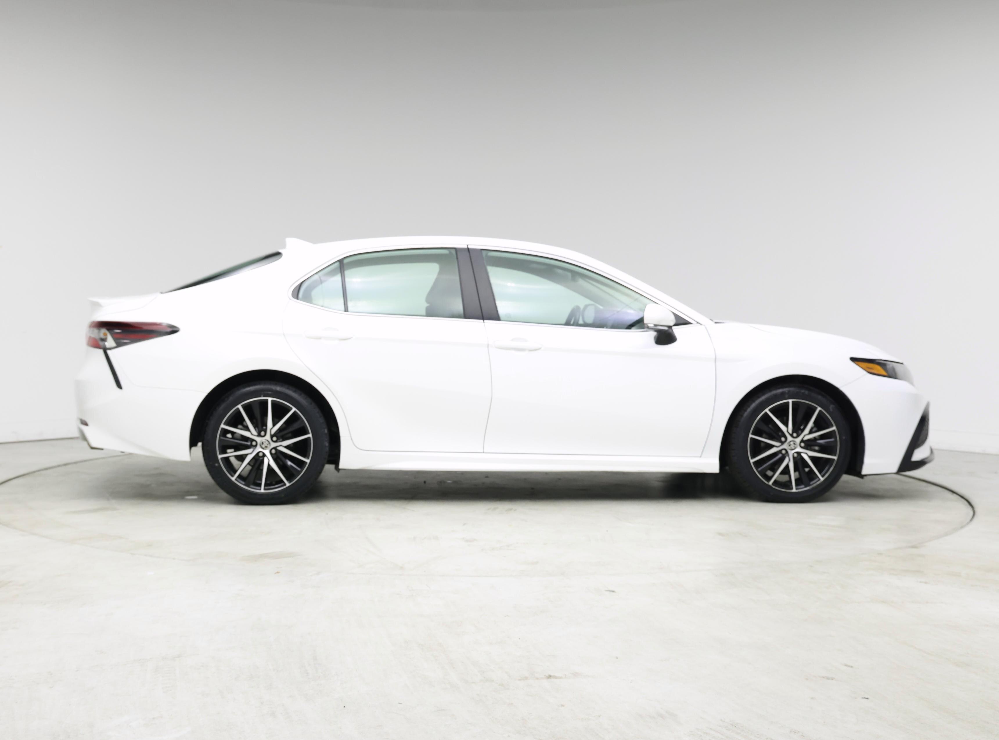 Thumbnail: 2023 Toyota Camry - 7