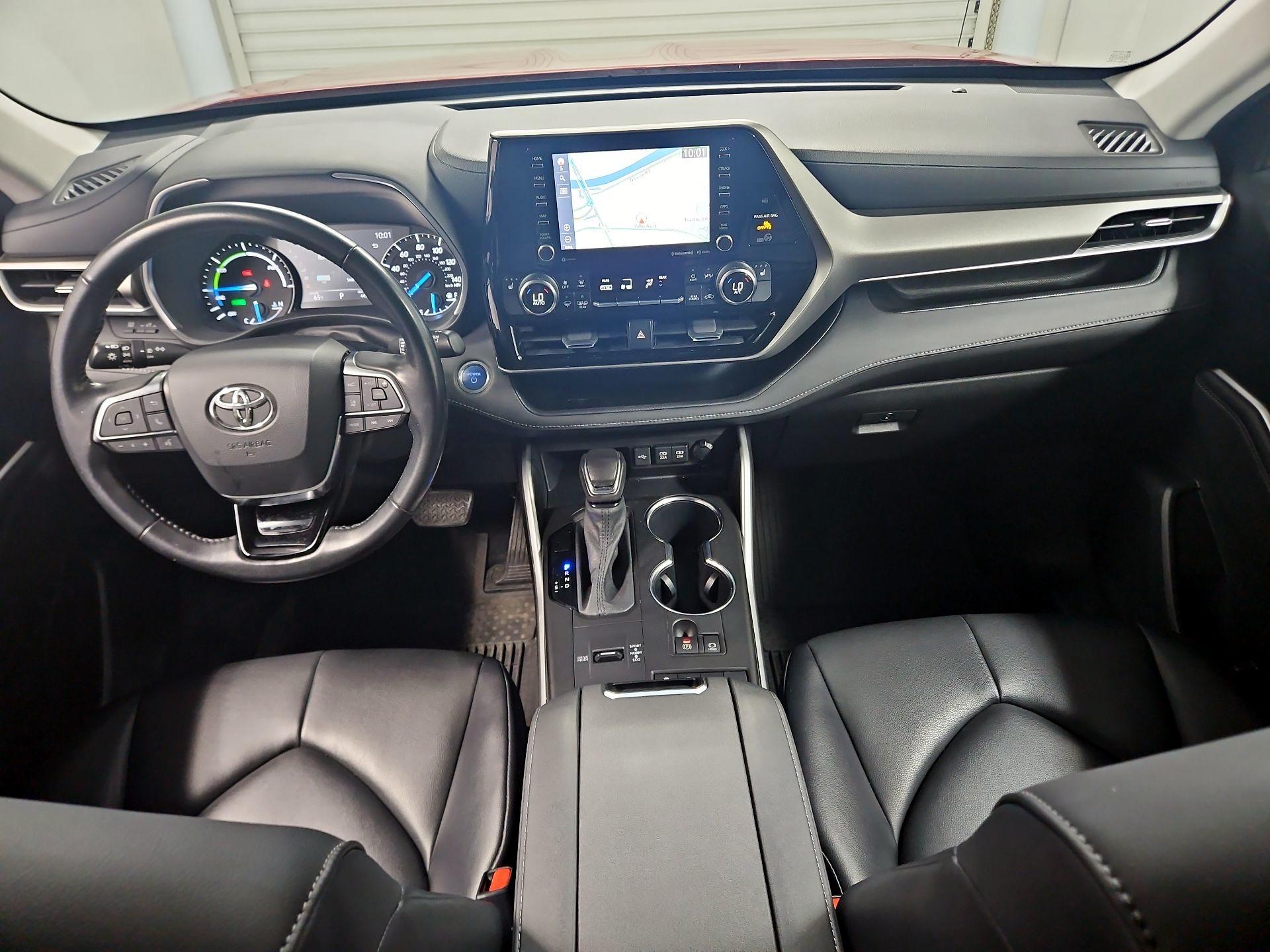 Thumbnail: 2021 Toyota Highlander - 9