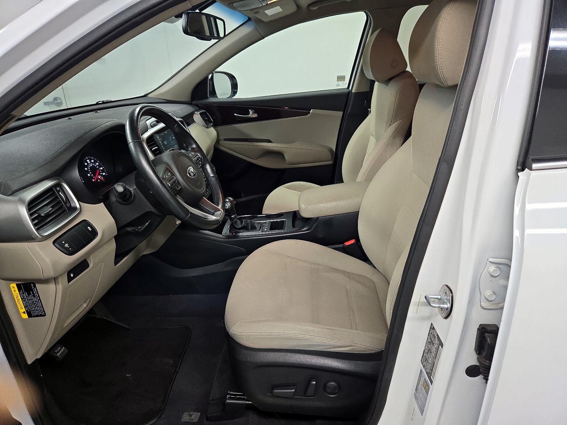 Thumbnail: 2018 Kia Sorento - 11