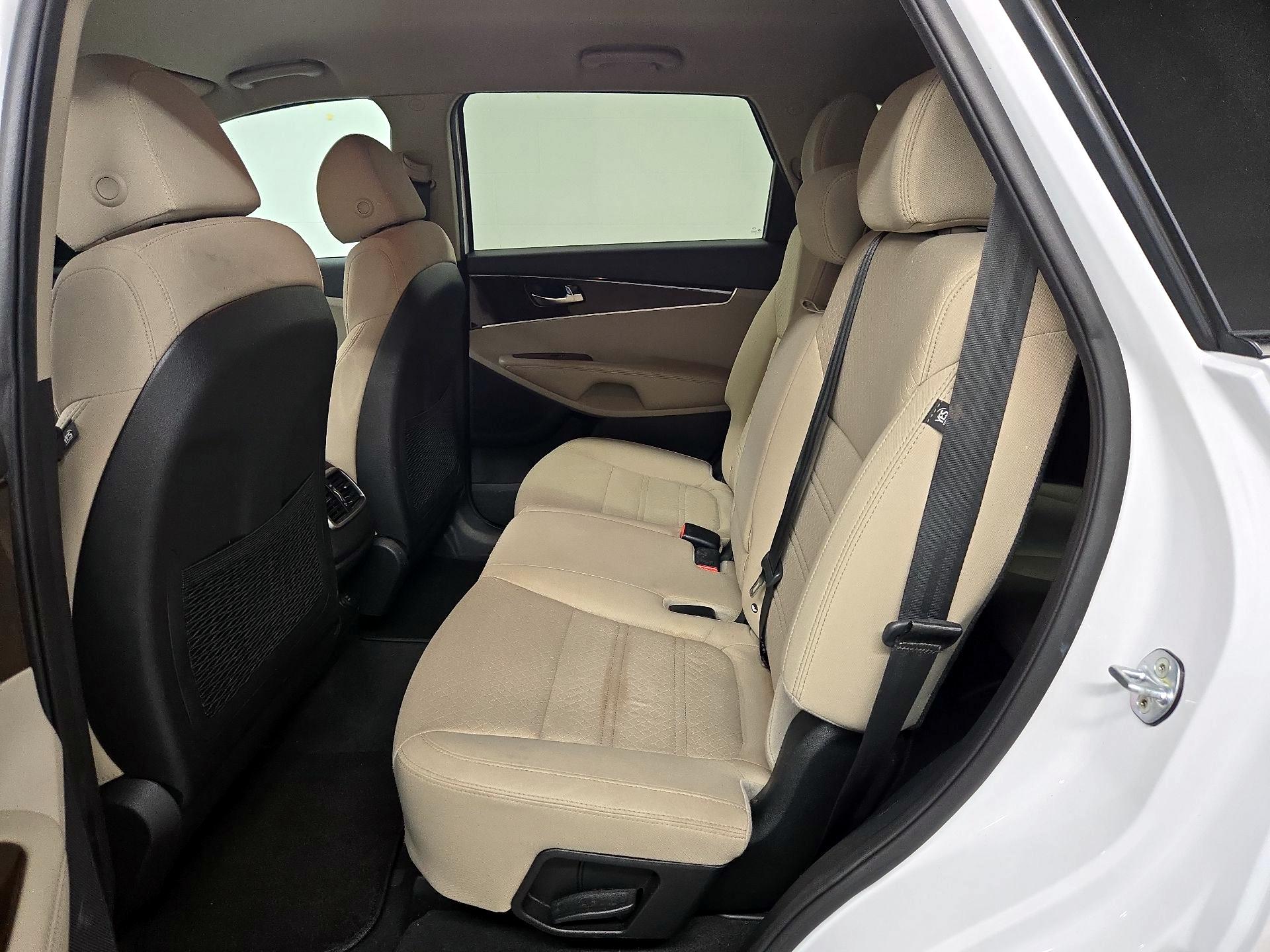 Thumbnail: 2018 Kia Sorento - 19