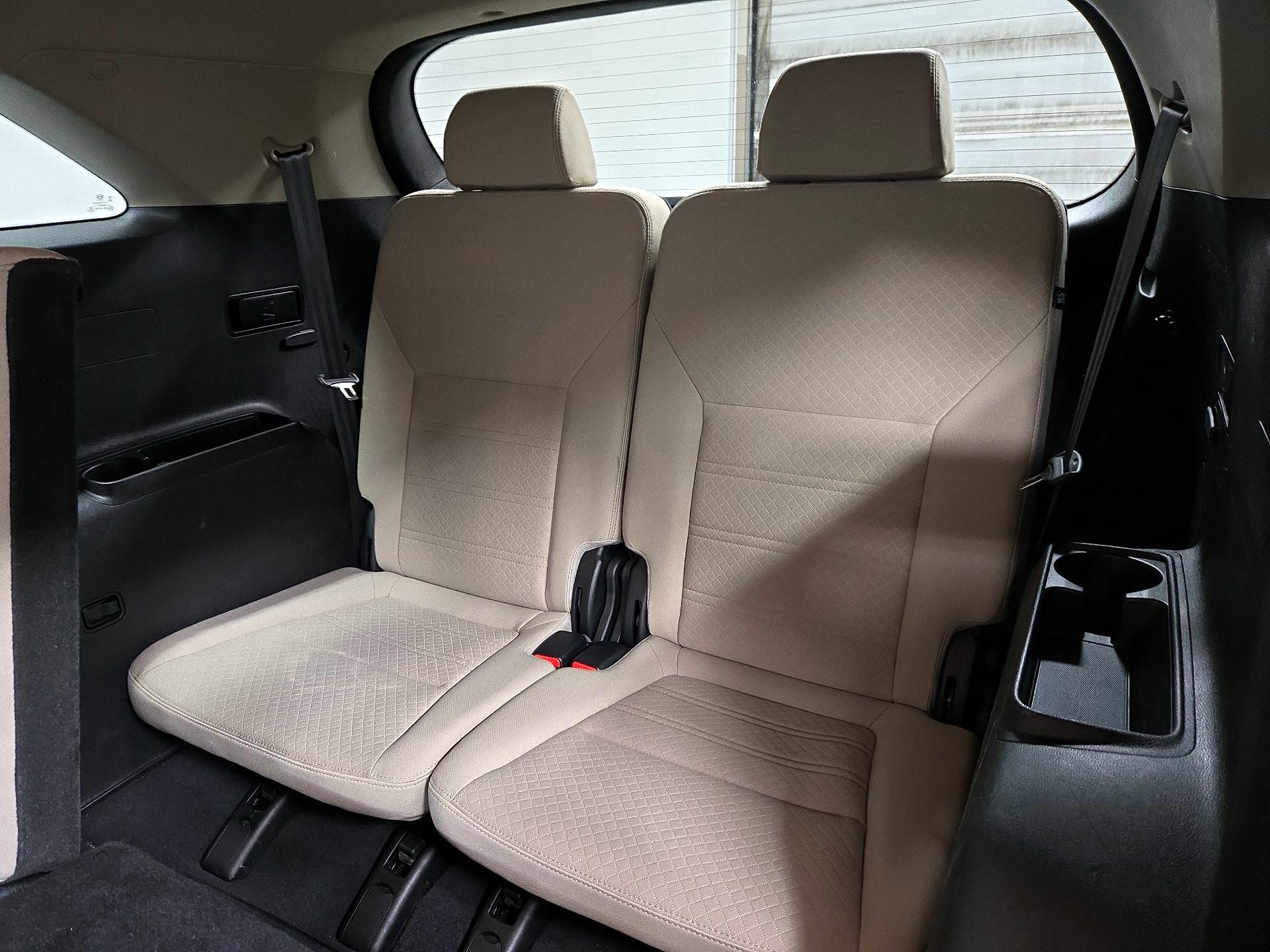 Thumbnail: 2018 Kia Sorento - 20