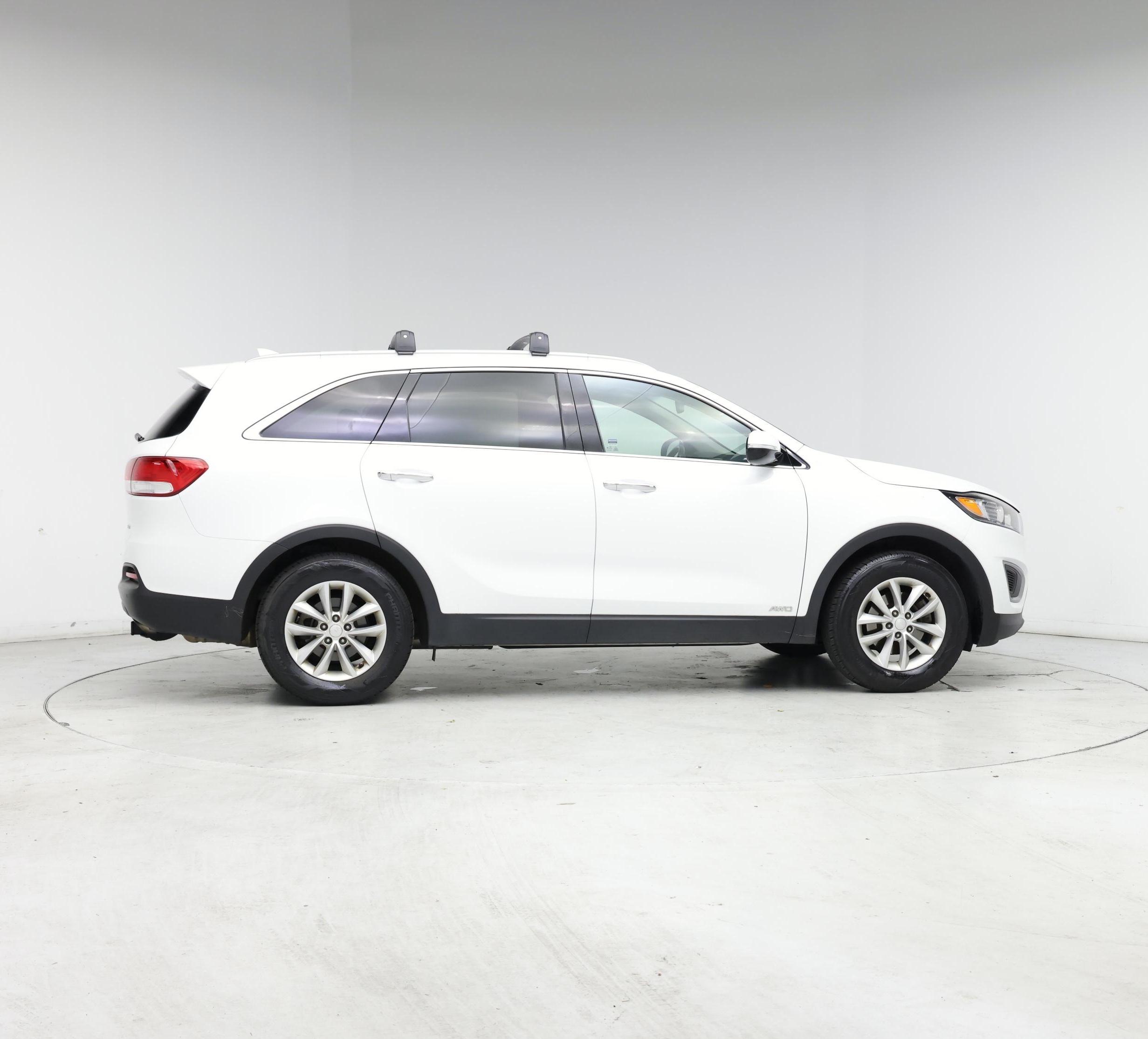 Thumbnail: 2018 Kia Sorento - 7