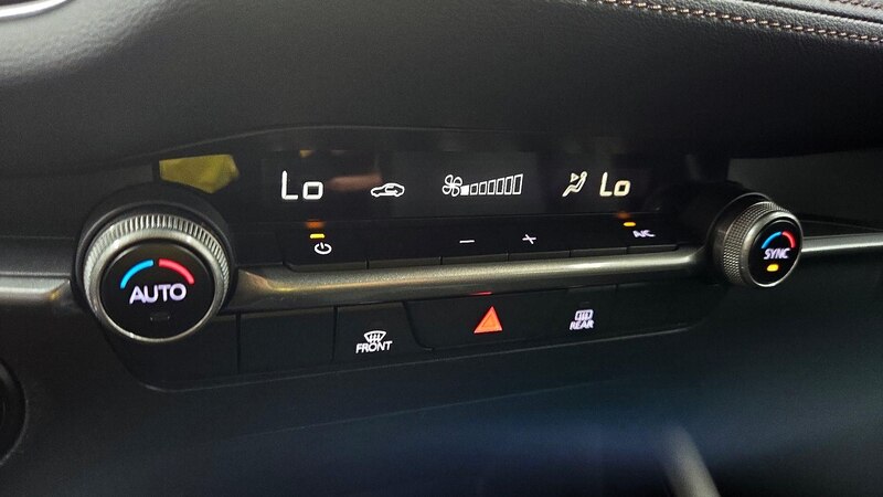 2022 Mazda Mazda3 Select 16