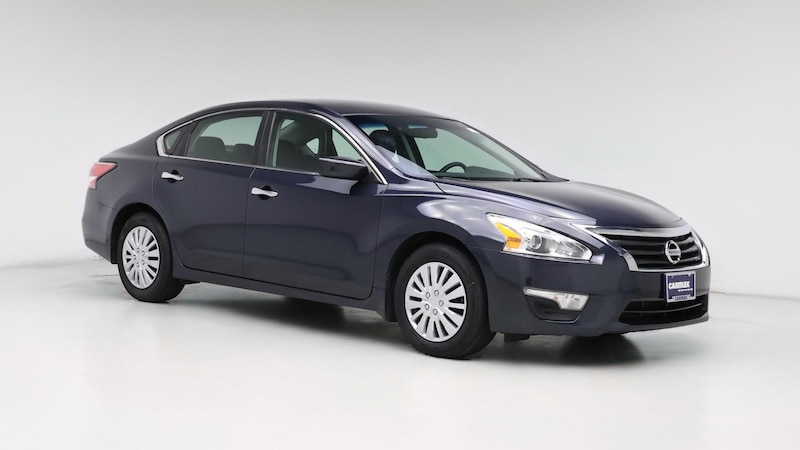 2014 Nissan Altima S Hero Image