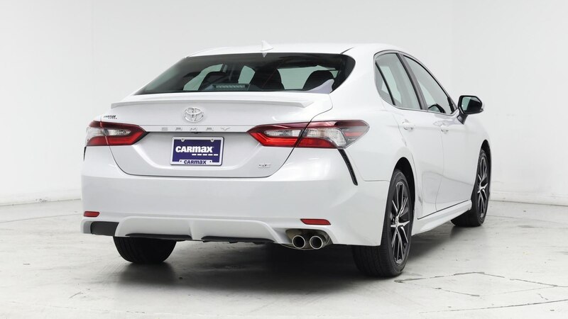 2022 Toyota Camry SE 8
