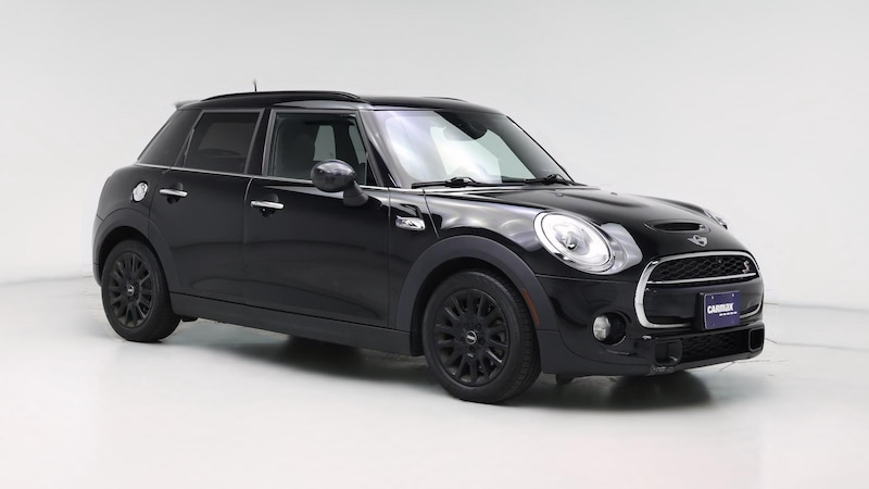 2016 MINI Cooper Hardtop S Hero Image