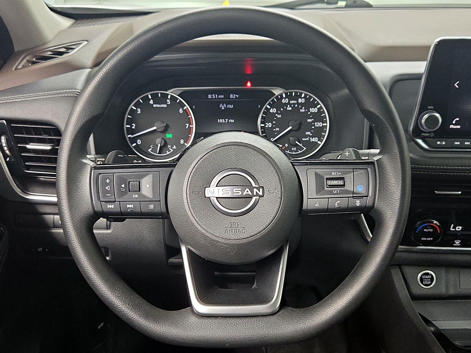 Thumbnail: 2022 Nissan Rogue - 10