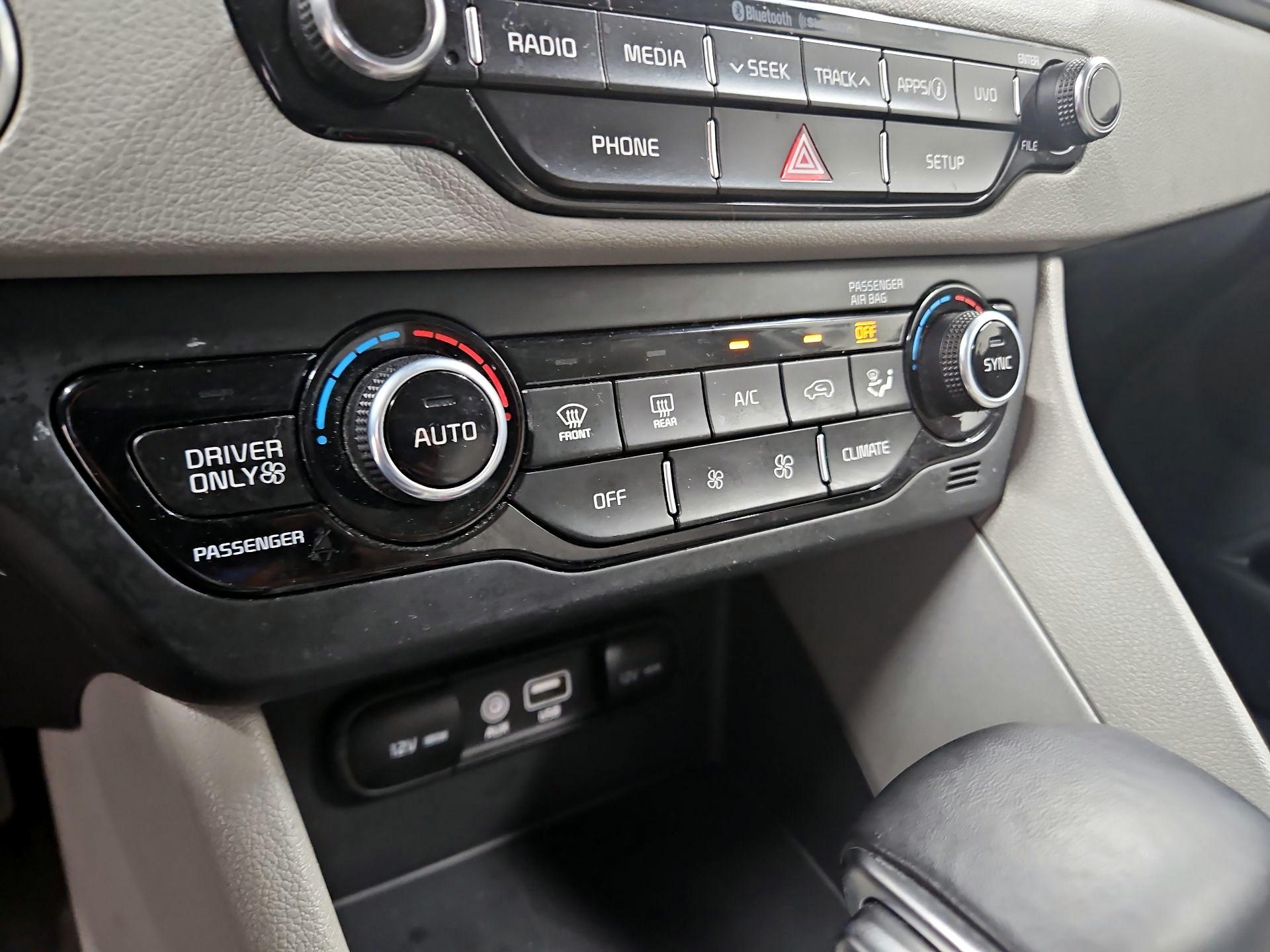 Thumbnail: 2019 Kia Niro - 16