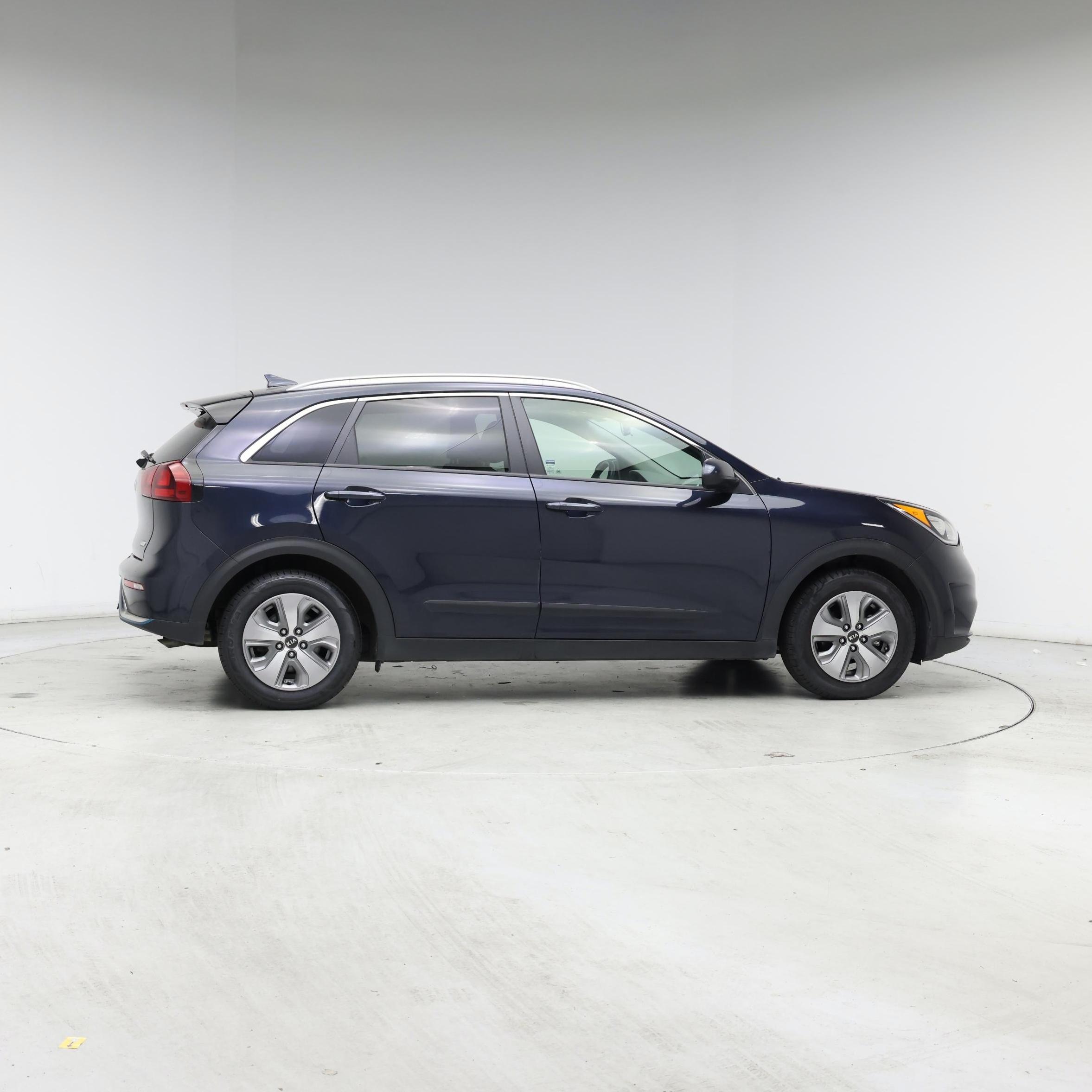 Thumbnail: 2019 Kia Niro - 7