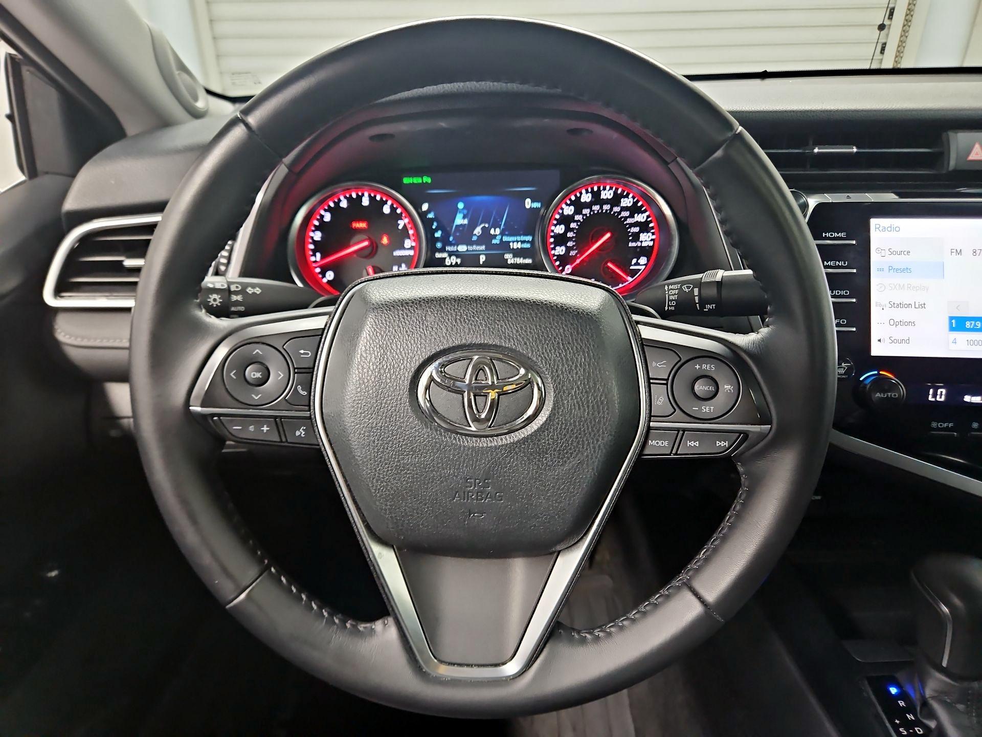 Thumbnail: 2018 Toyota Camry - 10