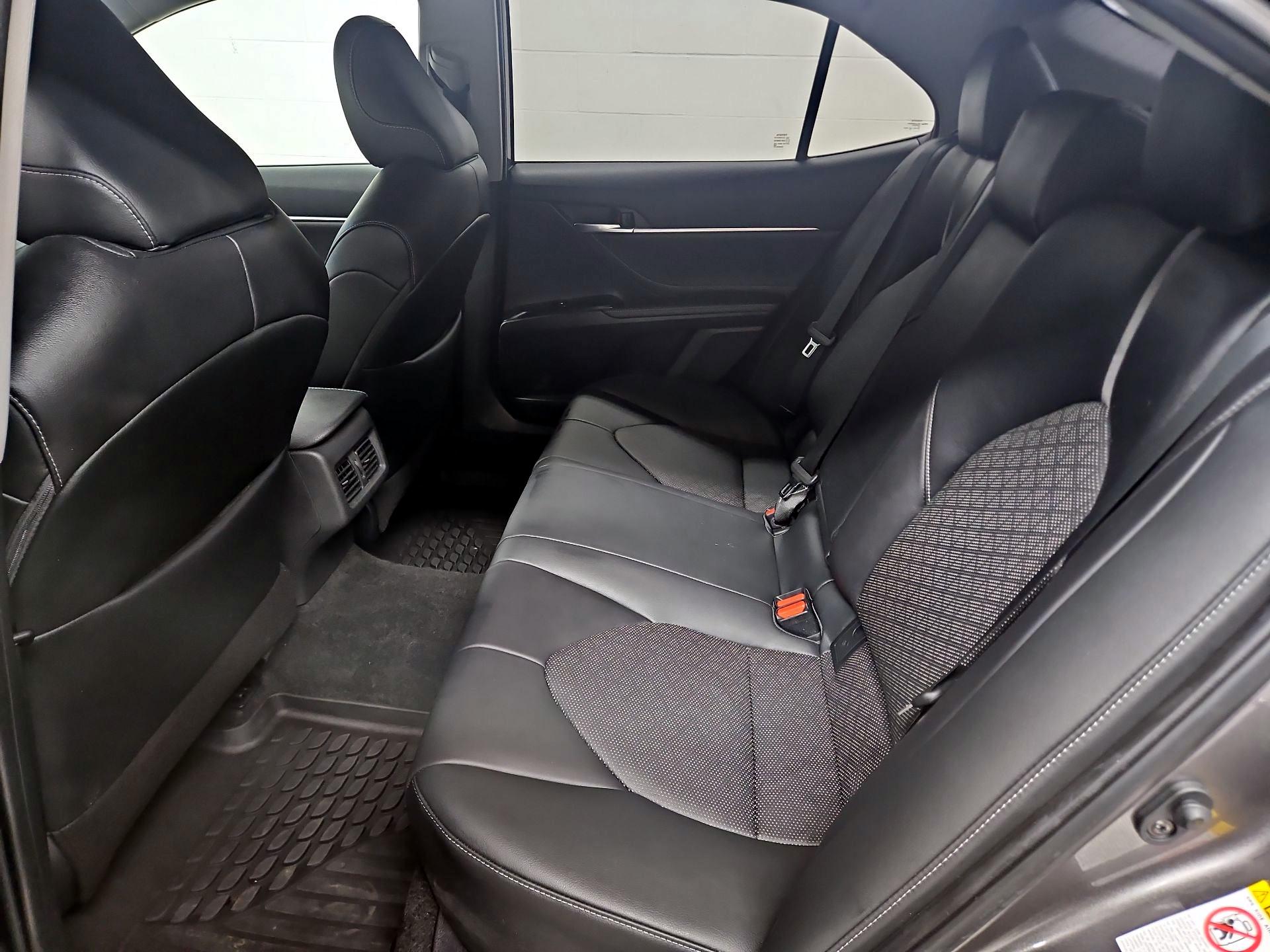 Thumbnail: 2018 Toyota Camry - 20
