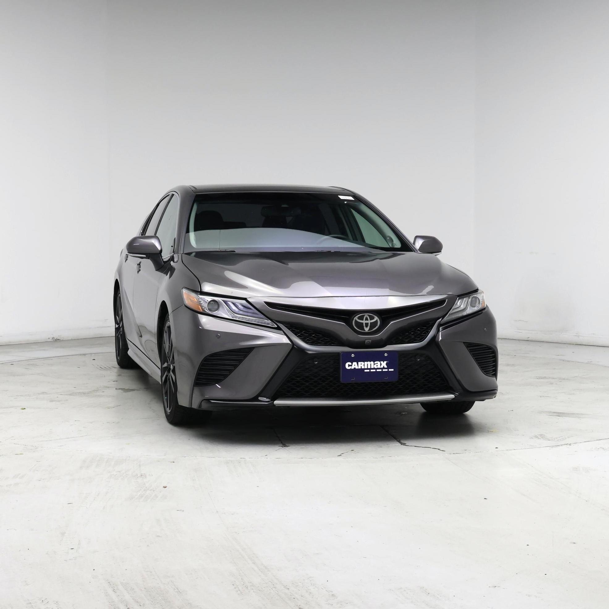Thumbnail: 2018 Toyota Camry - 5