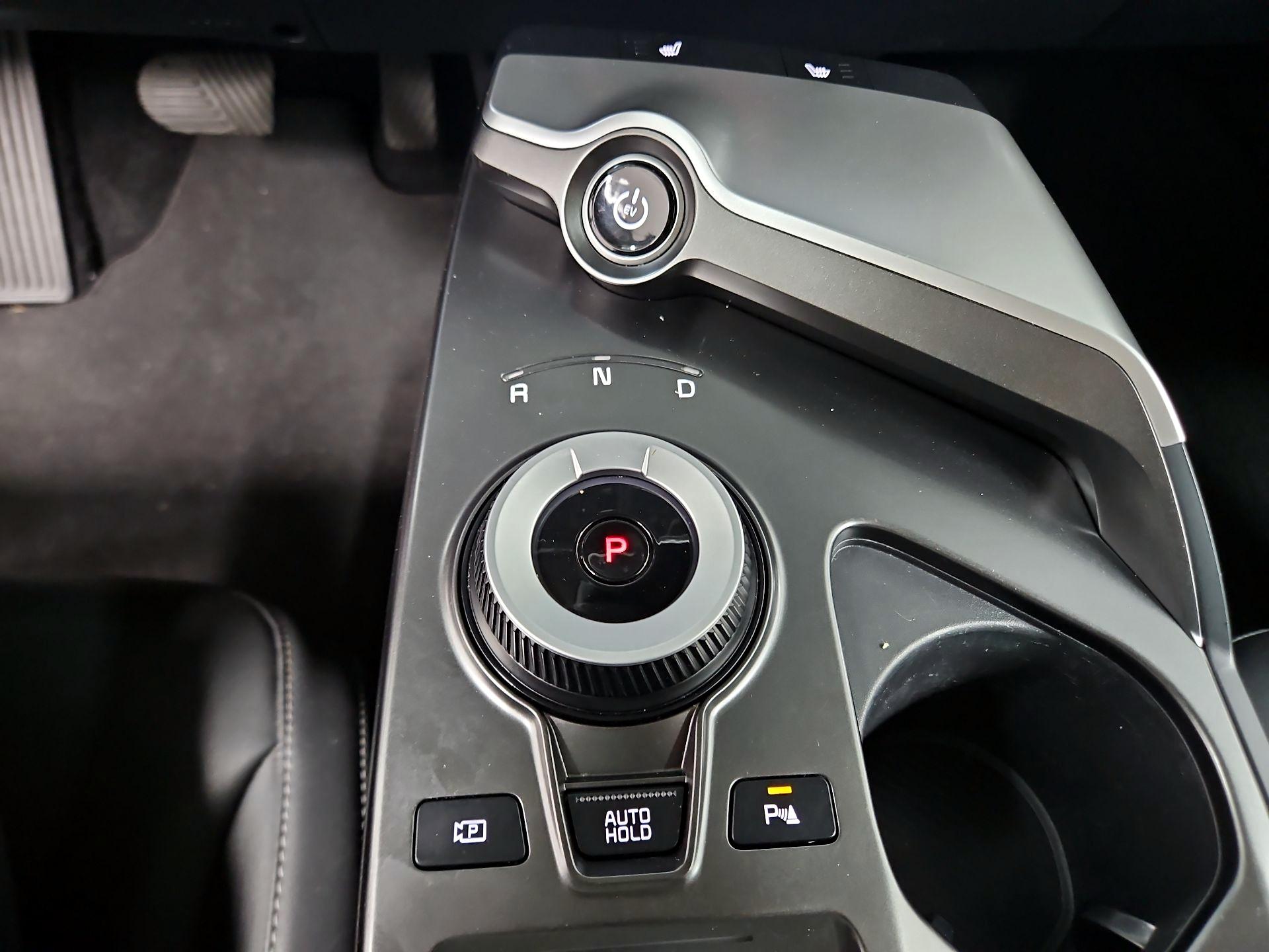 Thumbnail: 2023 Kia EV6 - 18