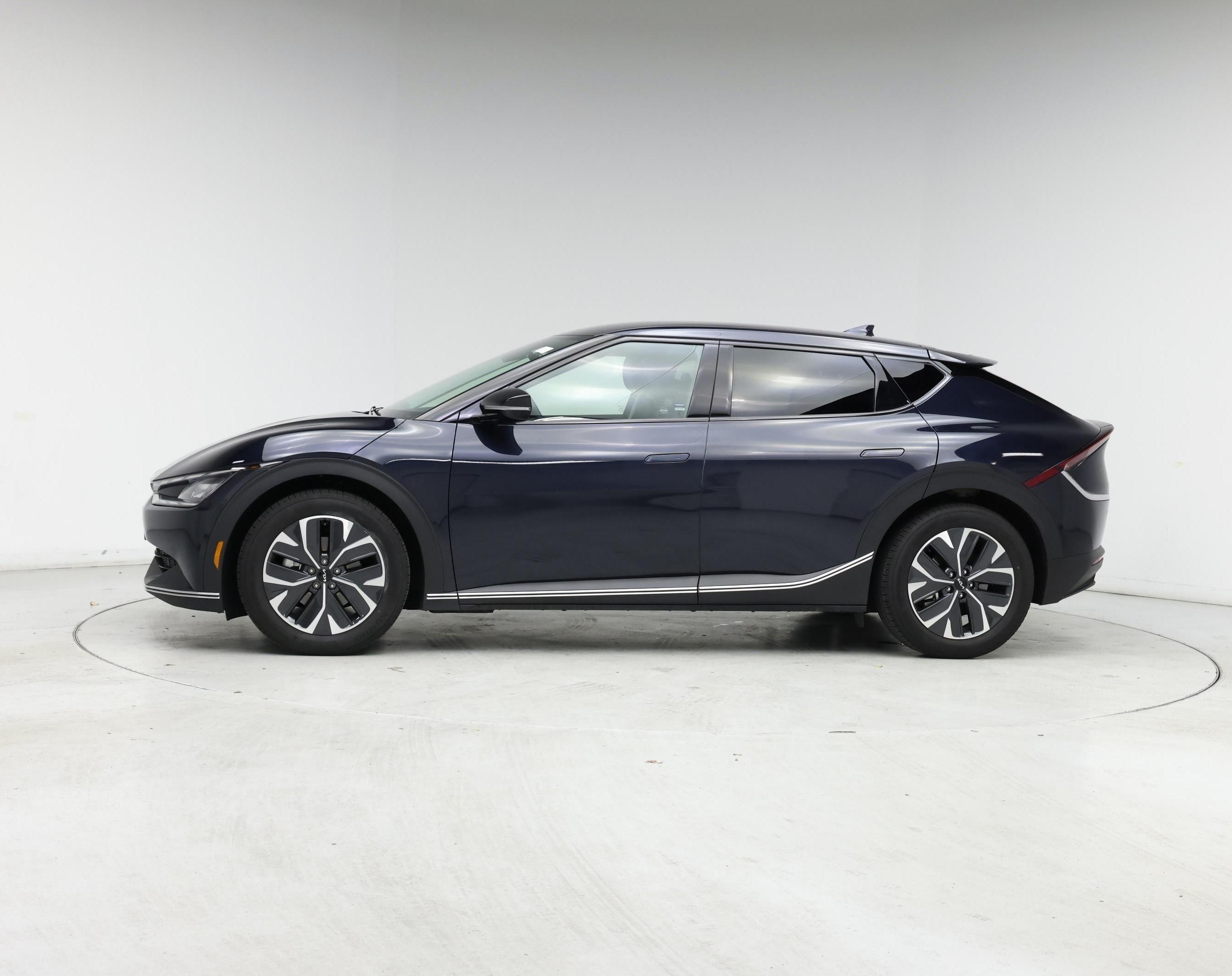 Thumbnail: 2023 Kia EV6 - 3