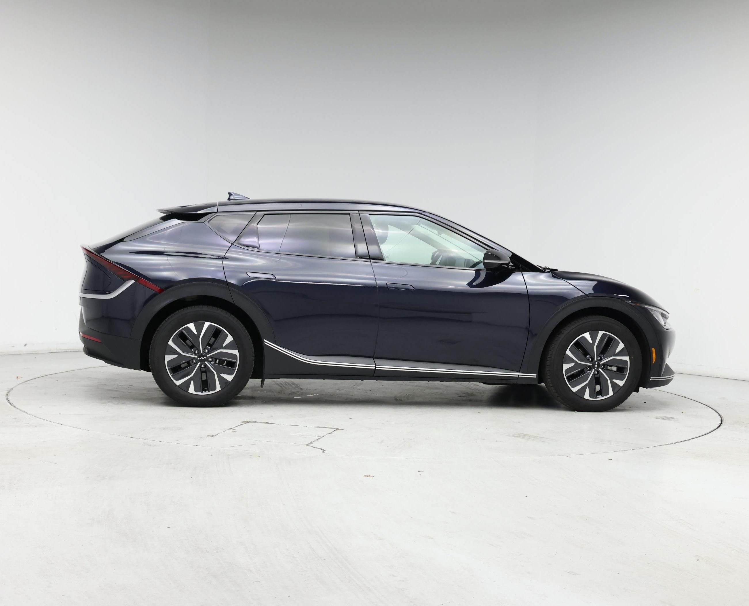 Thumbnail: 2023 Kia EV6 - 7