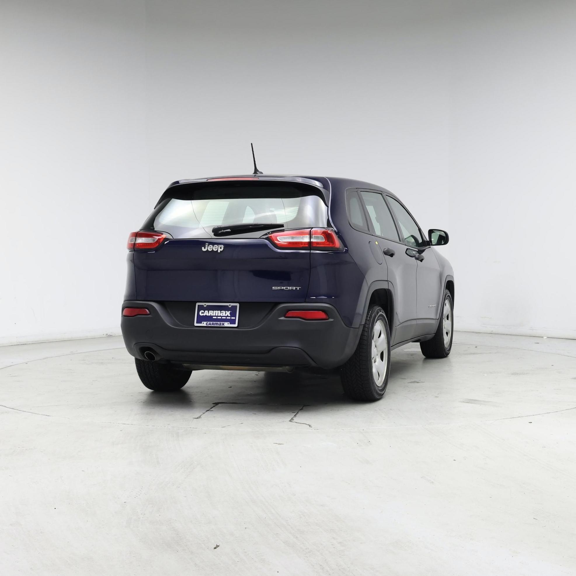 Thumbnail: 2015 Jeep Cherokee - 8