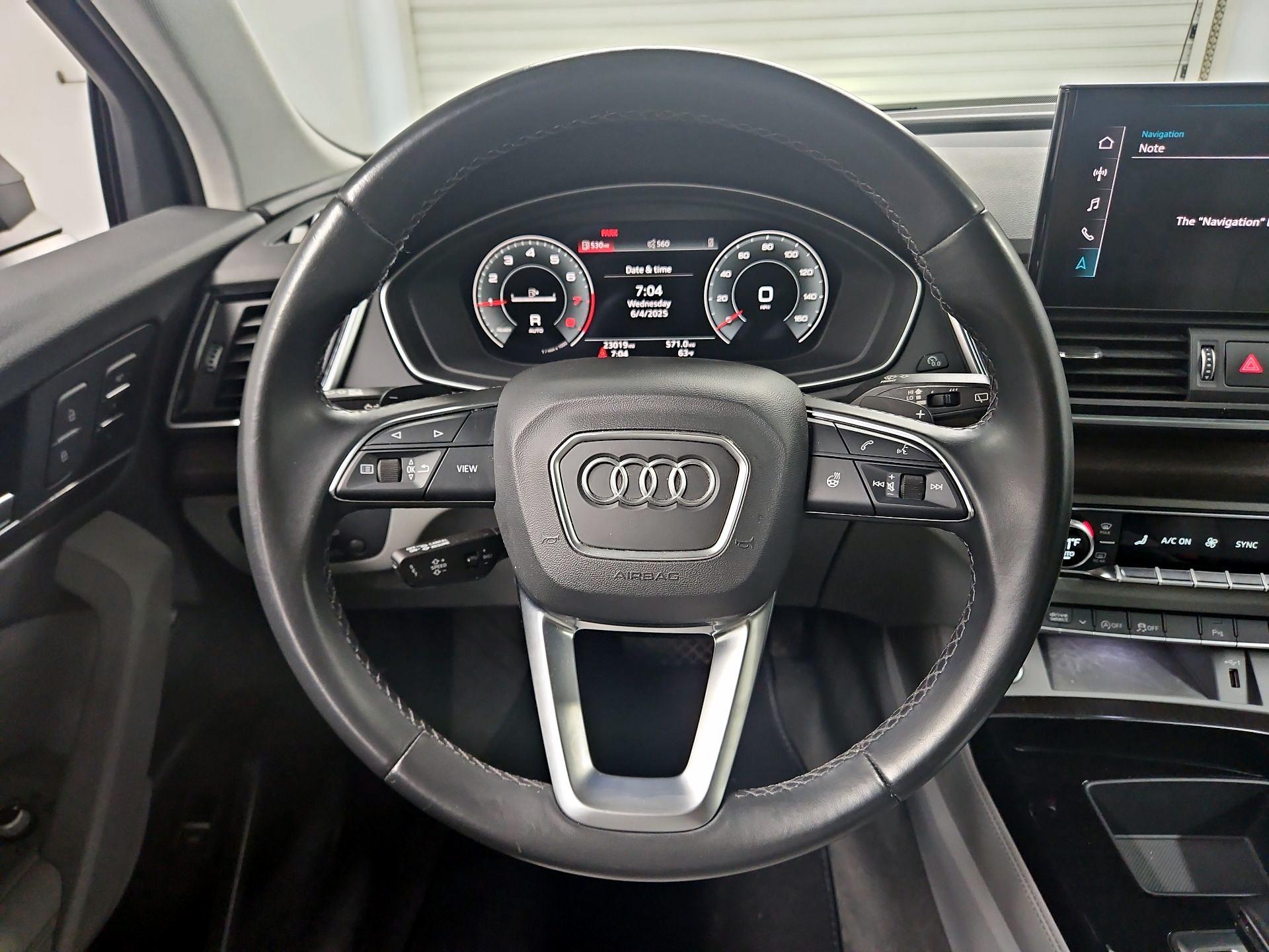 Thumbnail: 2022 Audi Q5 - 10